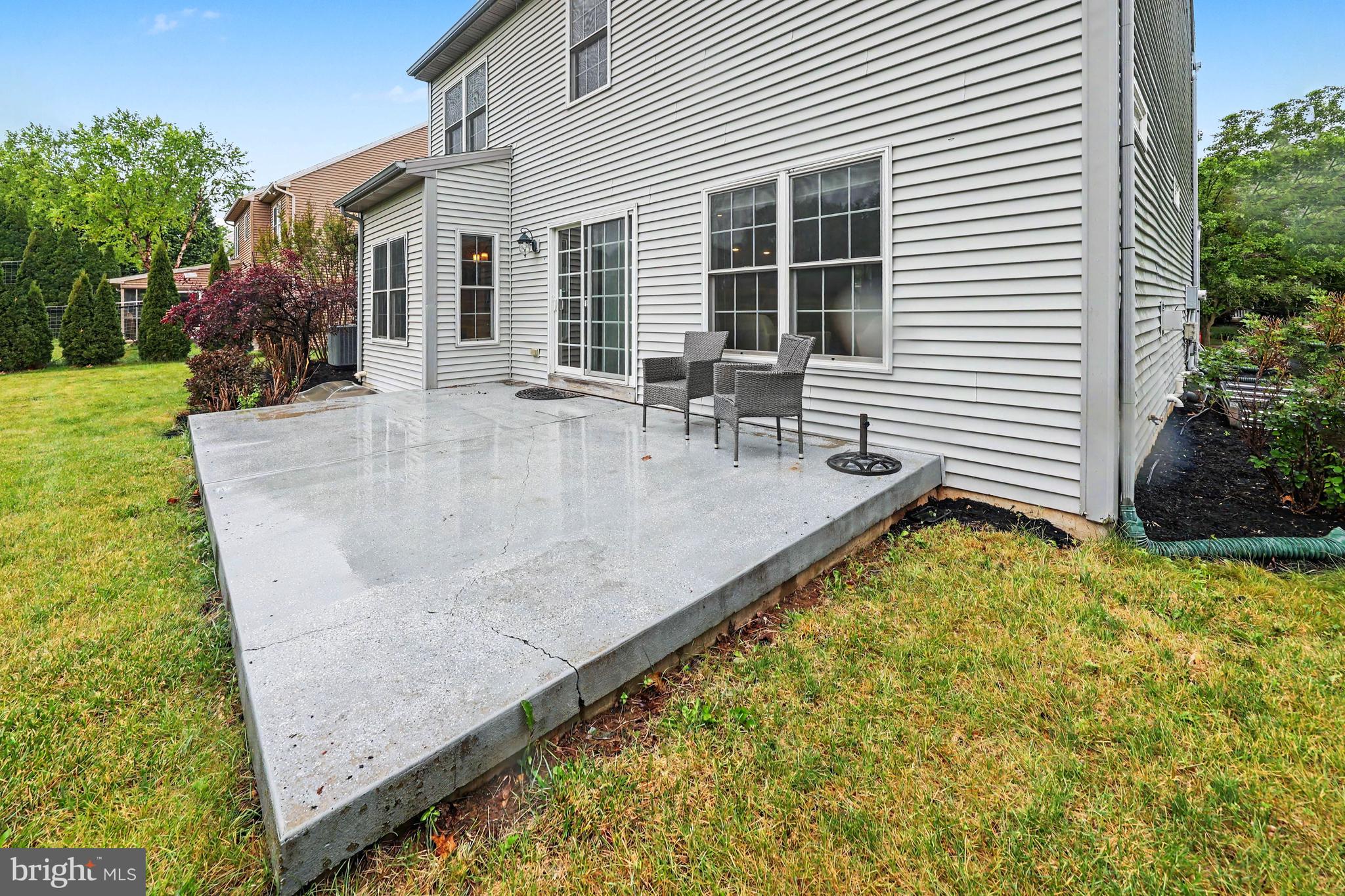 SOUTHPOINT MEADOWS - Residential