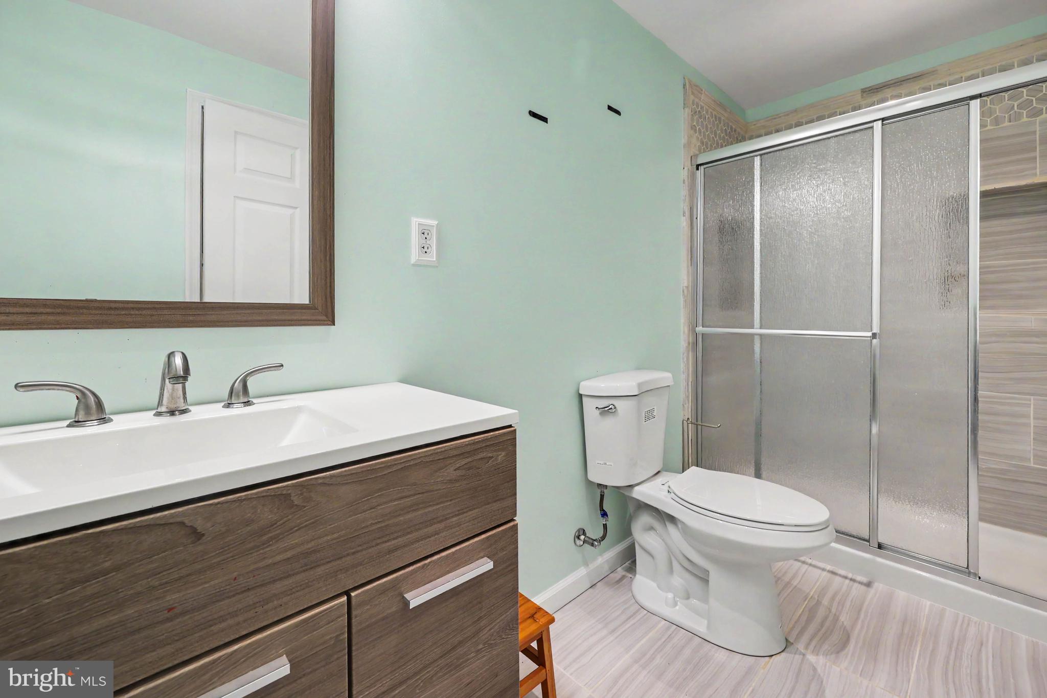 SOUTHPOINT MEADOWS - Residential
