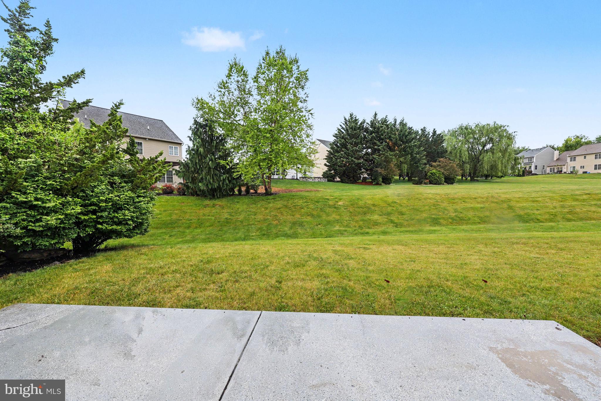 SOUTHPOINT MEADOWS - Residential