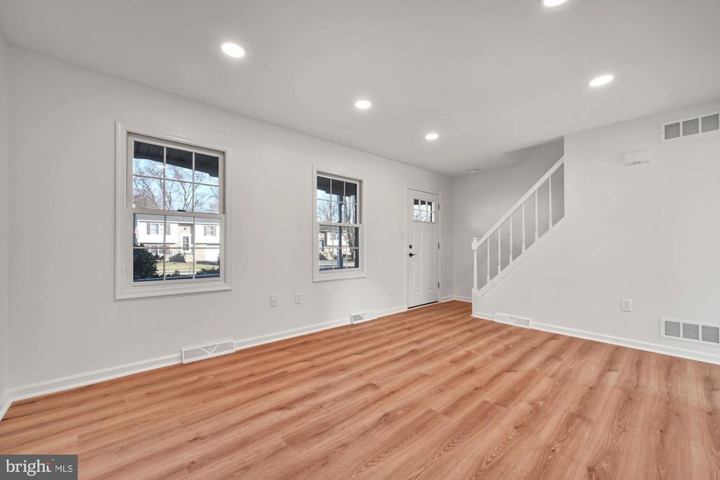 Photo of 77 BROOKFIELD RD, LITITZ, PA 17543 (MLS # PALA2032054)