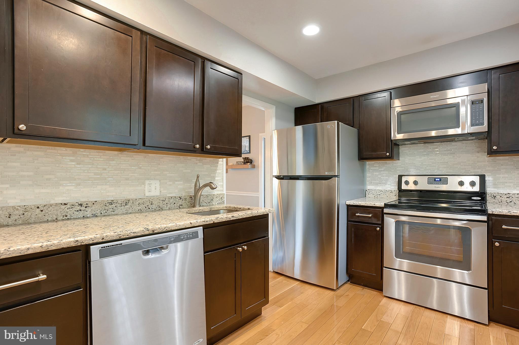 RESTON - Residential