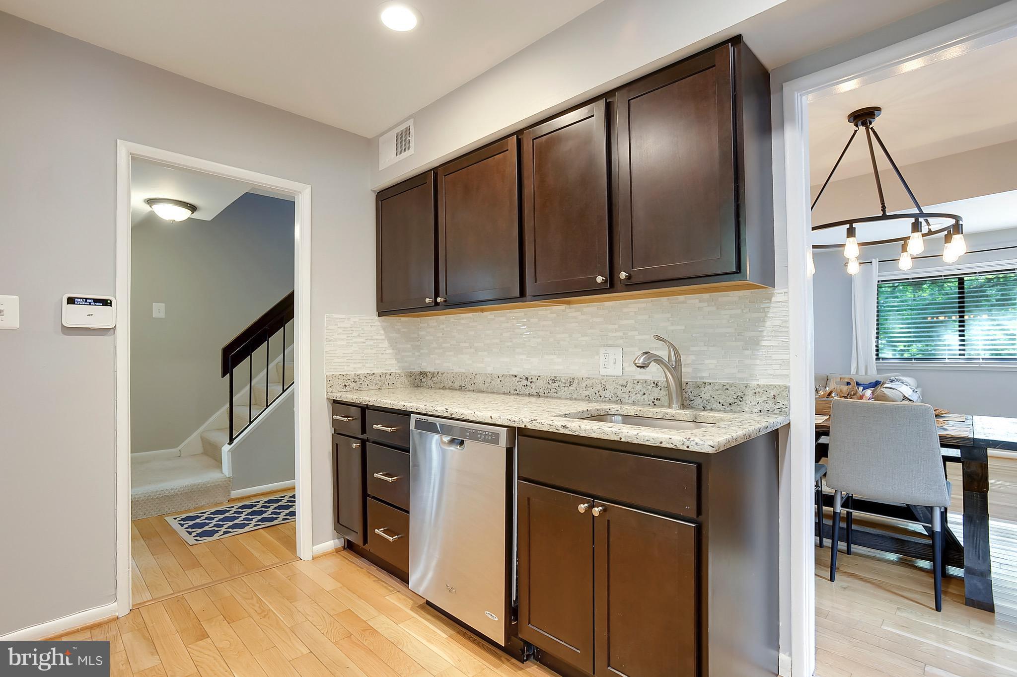 RESTON - Residential