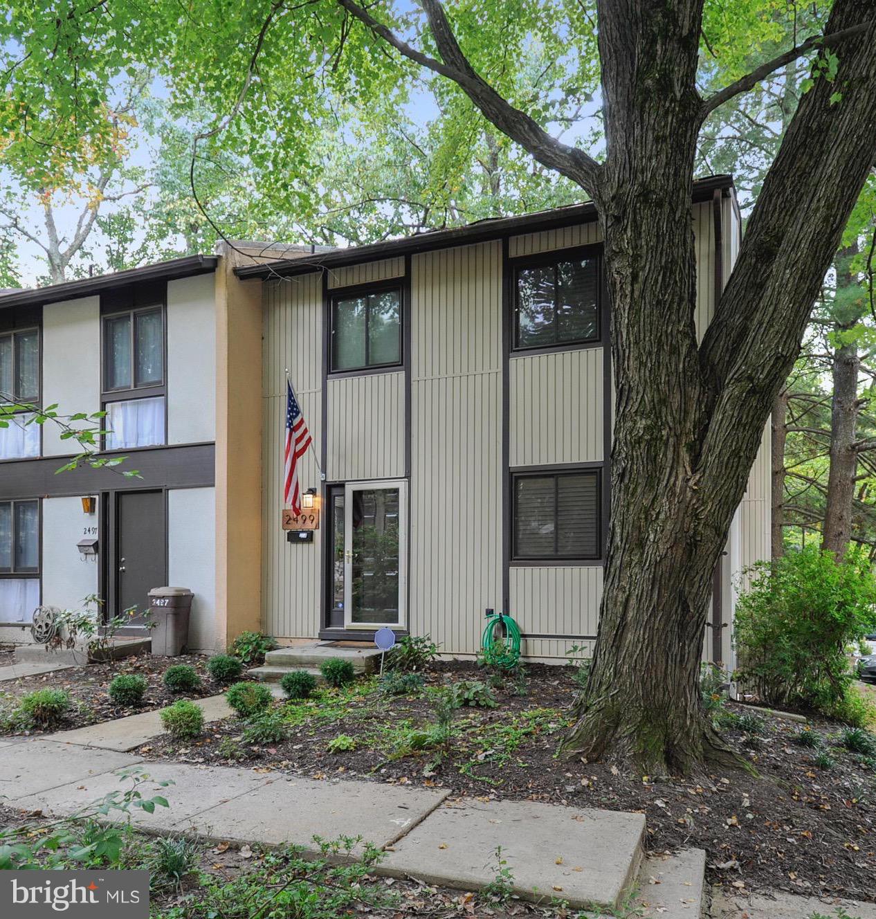 RESTON - Residential