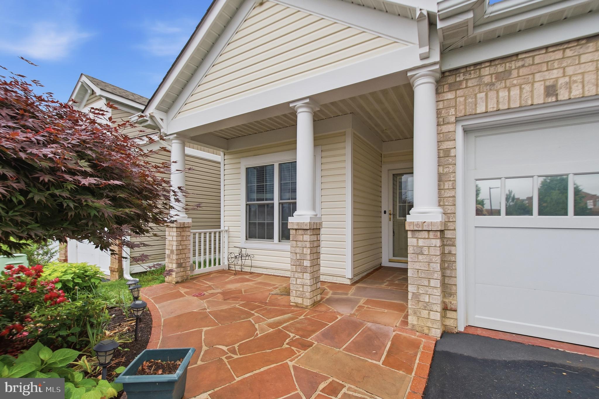8932 PINK CARNATION COURT