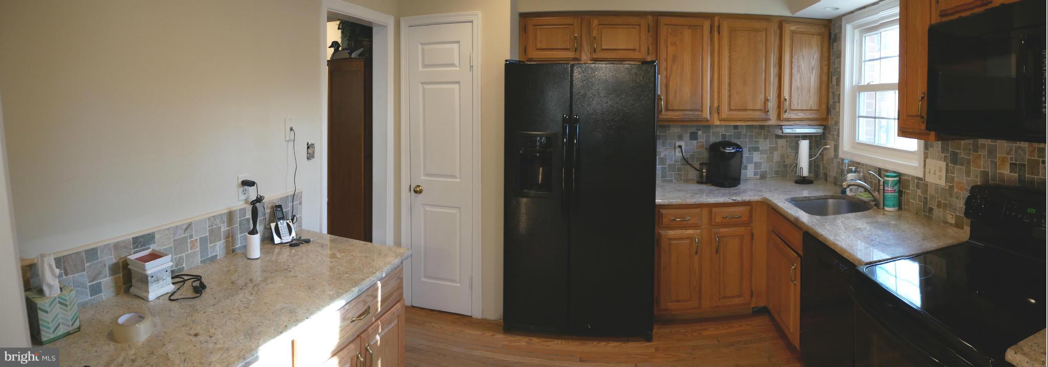 WOODED GLEN - Residential