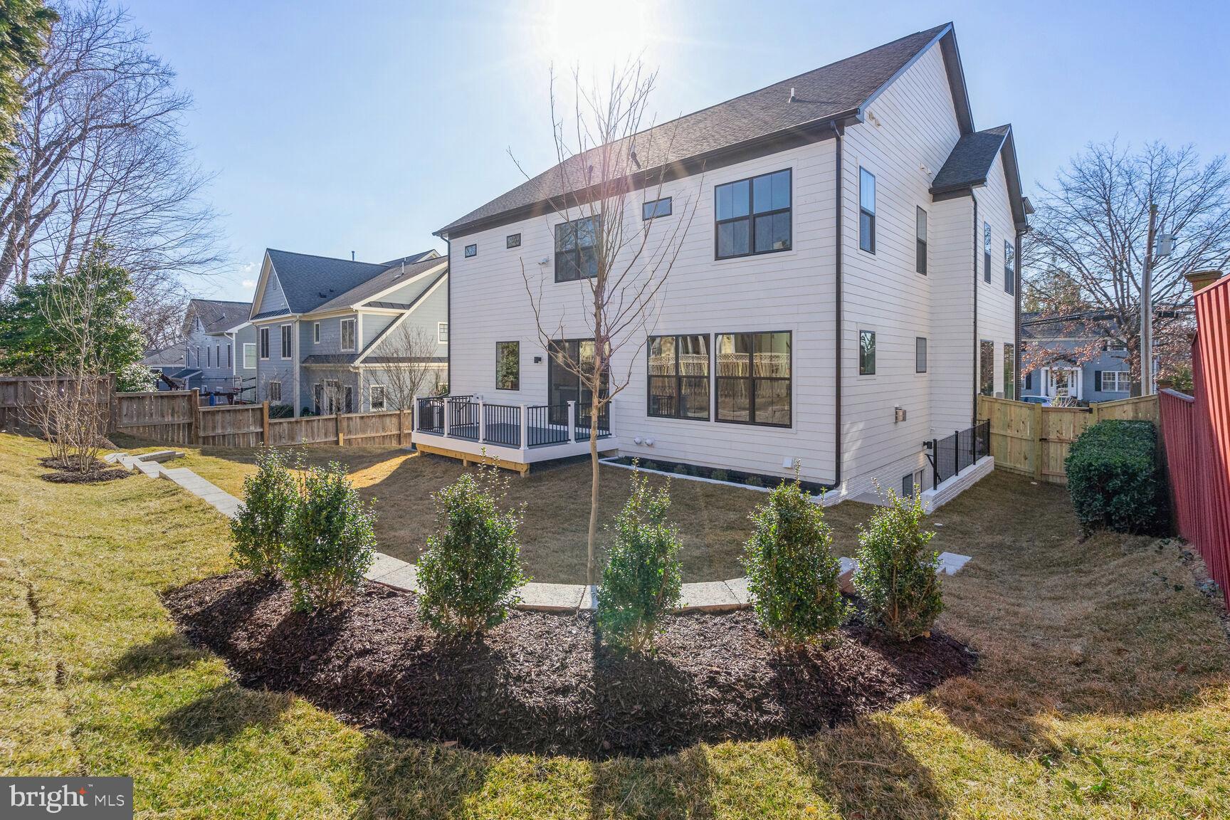 FALLVIEW - Residential