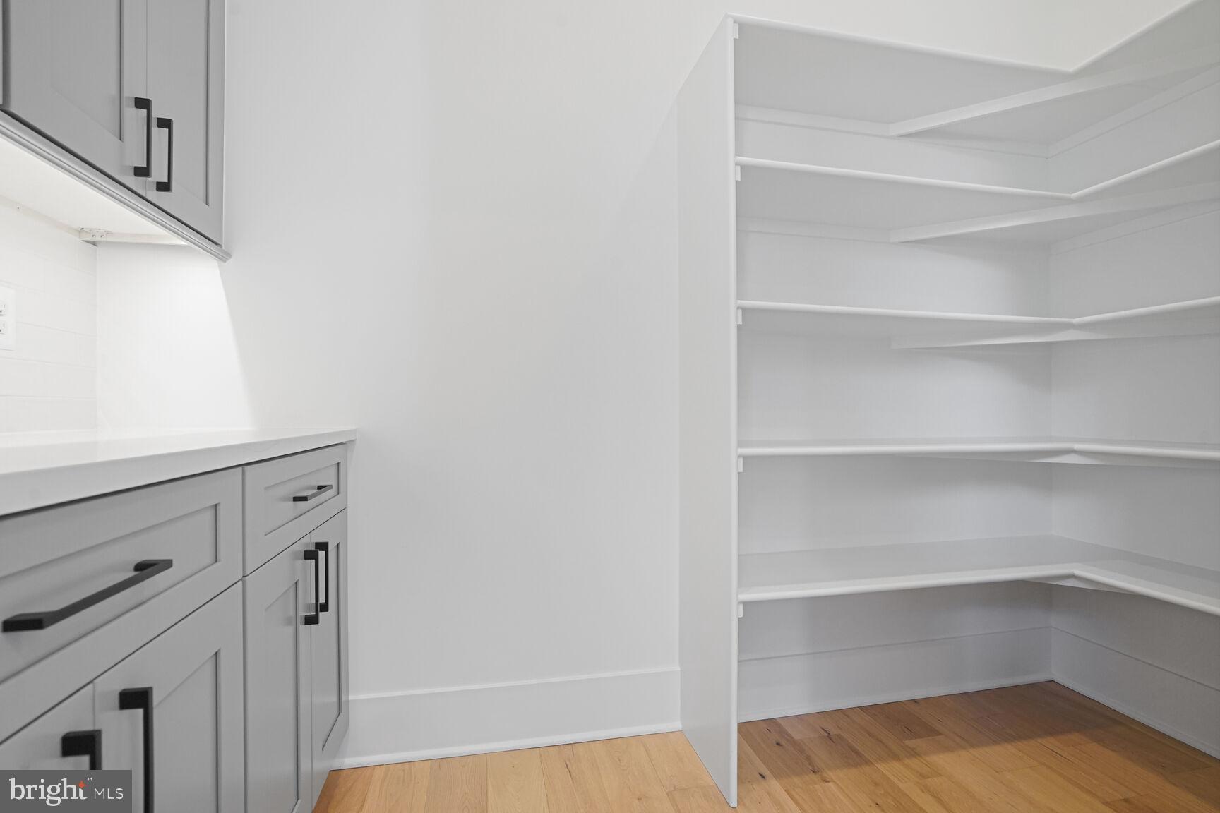 FALLVIEW - Residential