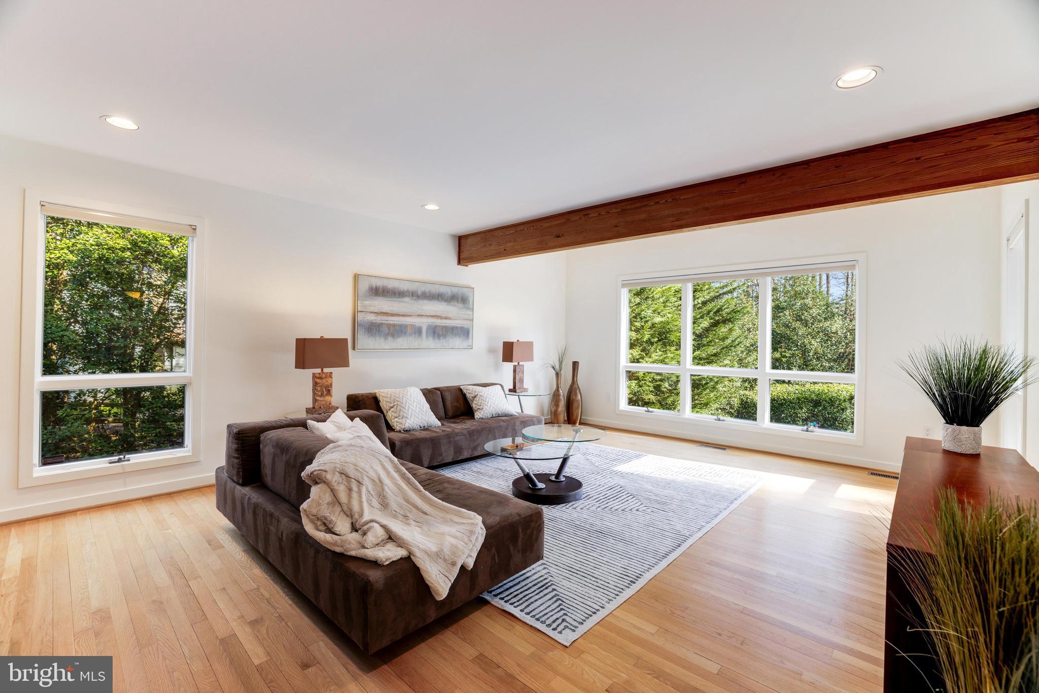 RESTON - Residential