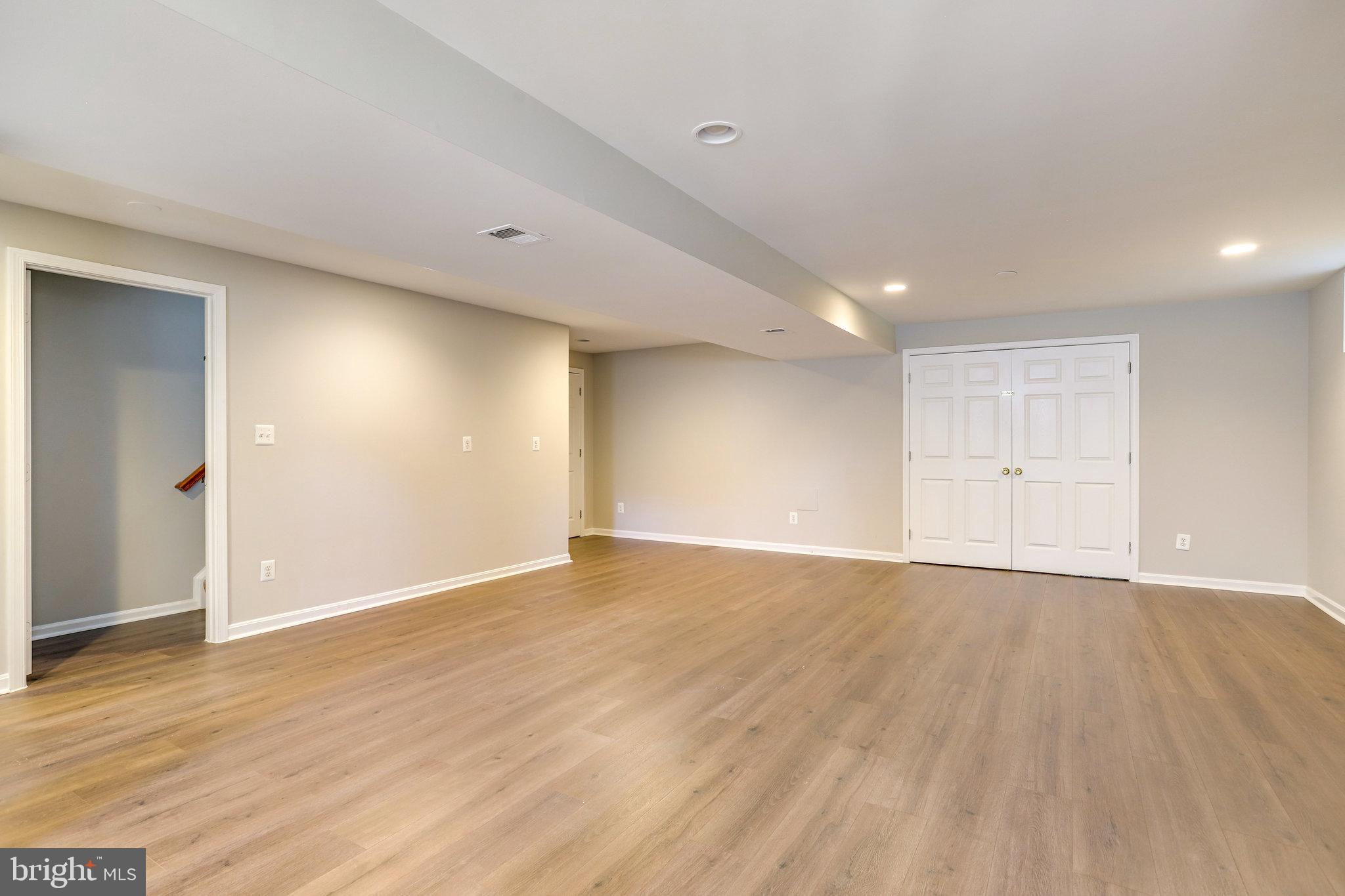 WILLOW PONDS - Residential Lease