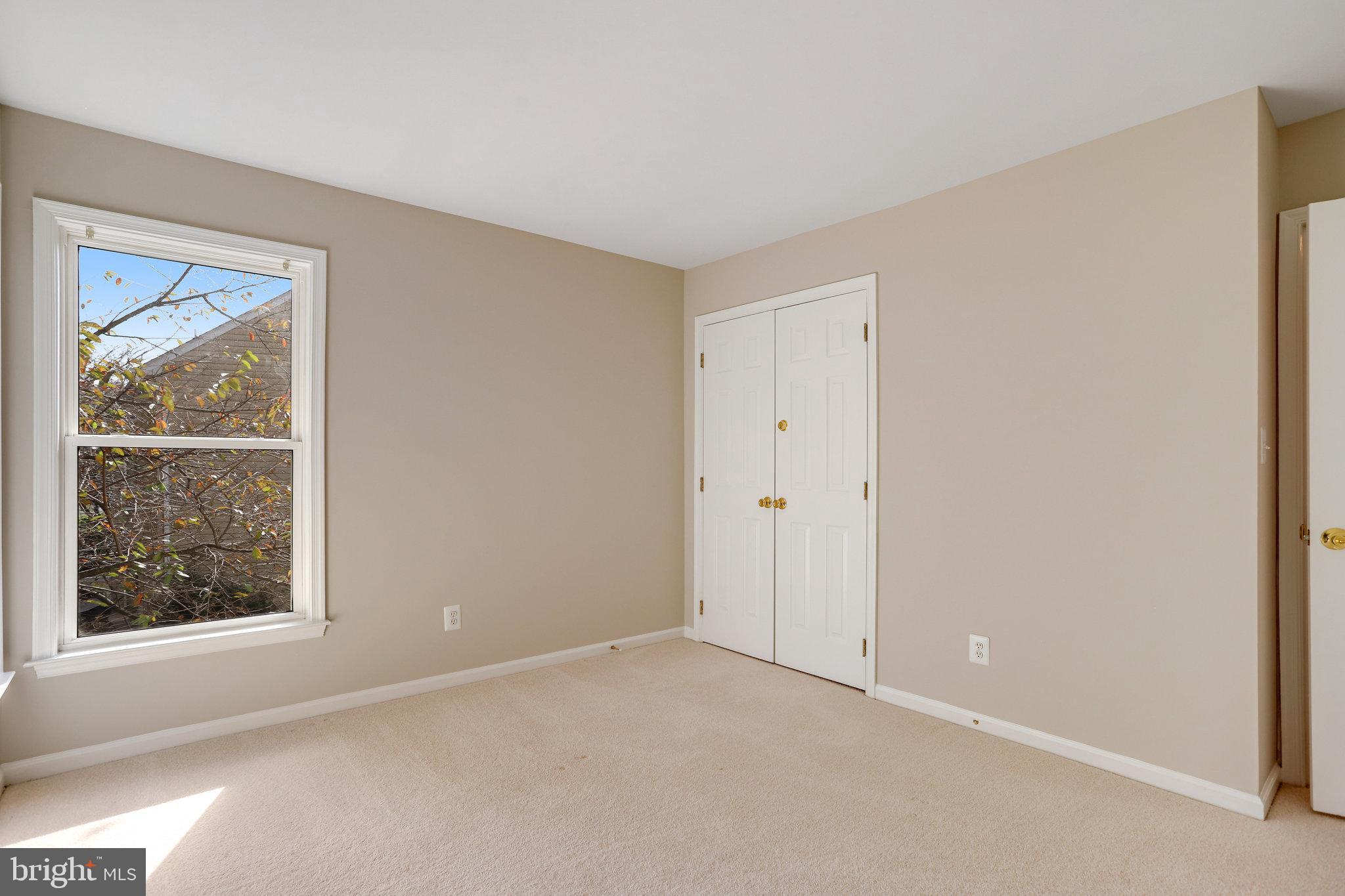 WILLOW PONDS - Residential Lease