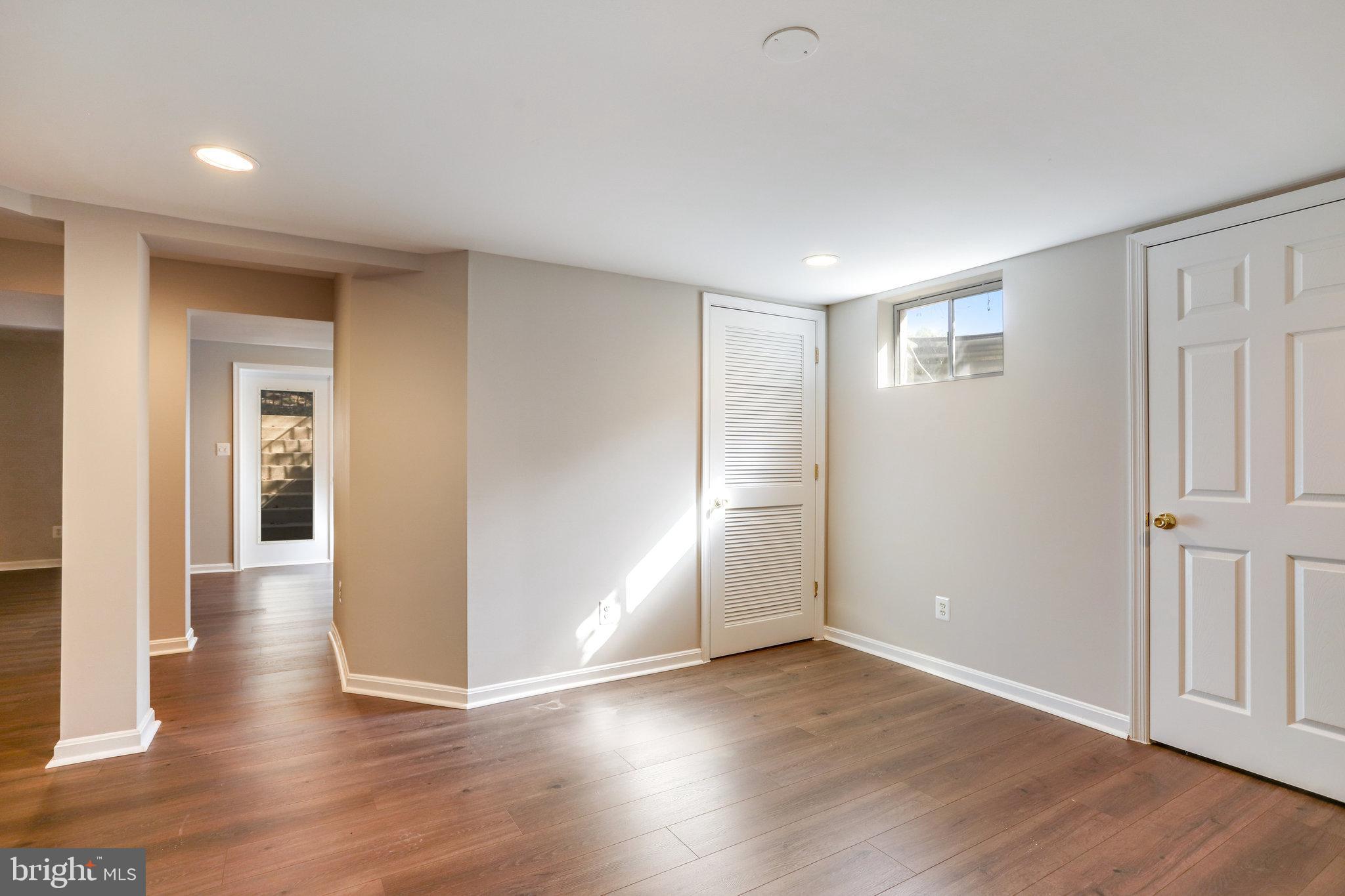 WILLOW PONDS - Residential Lease