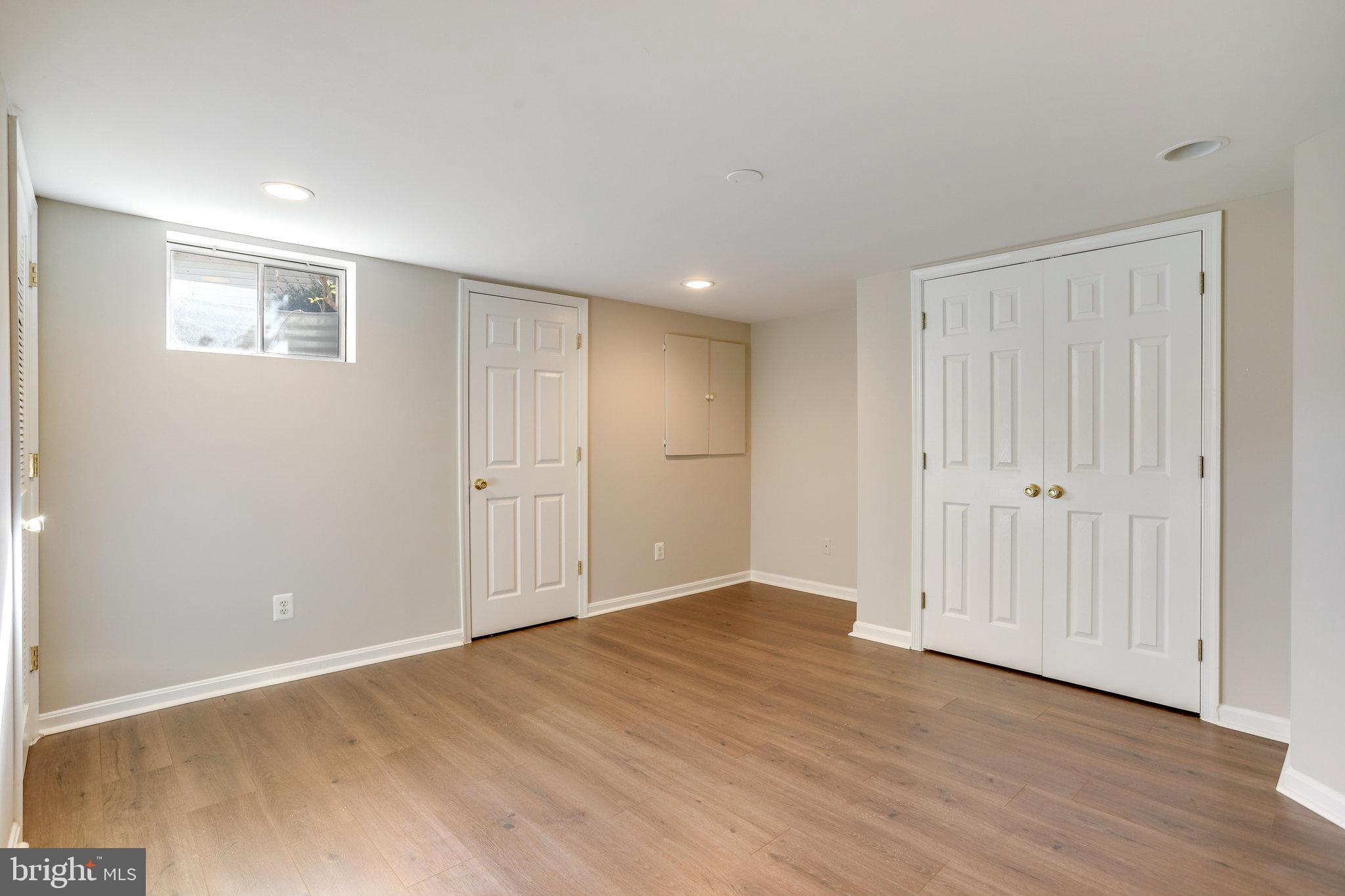 WILLOW PONDS - Residential Lease