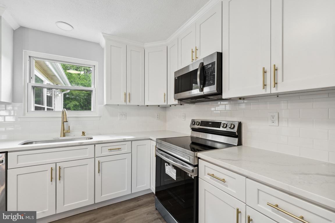 OAK KNOLL-GREATS ADDN - Residential