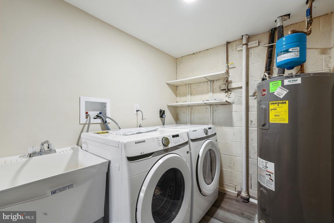 OAK KNOLL-GREATS ADDN - Residential