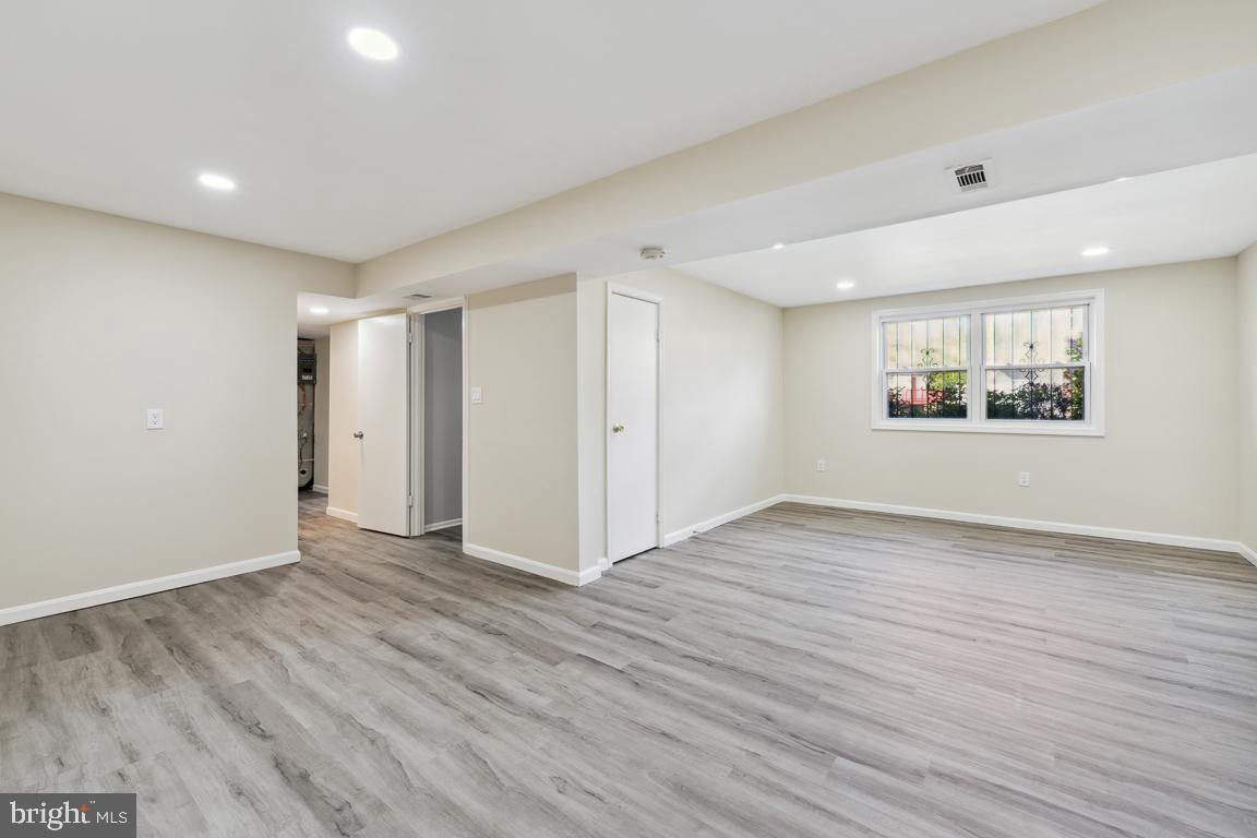 OAK KNOLL-GREATS ADDN - Residential