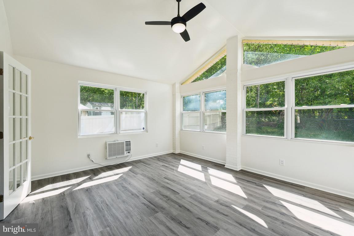 OAK KNOLL-GREATS ADDN - Residential