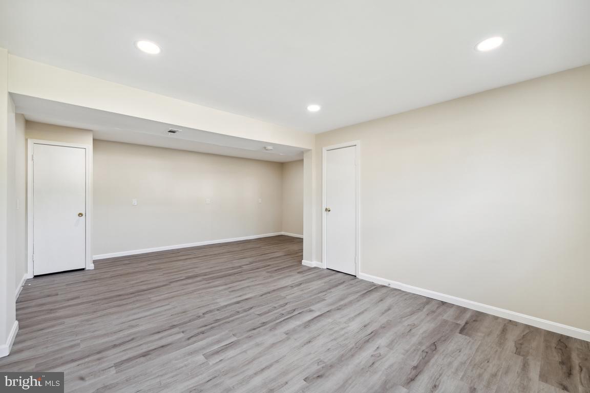 OAK KNOLL-GREATS ADDN - Residential