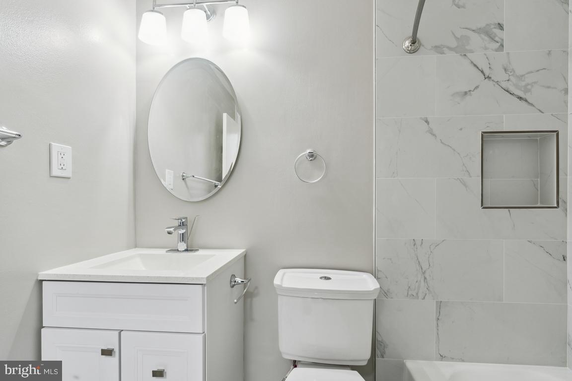 OAK KNOLL-GREATS ADDN - Residential