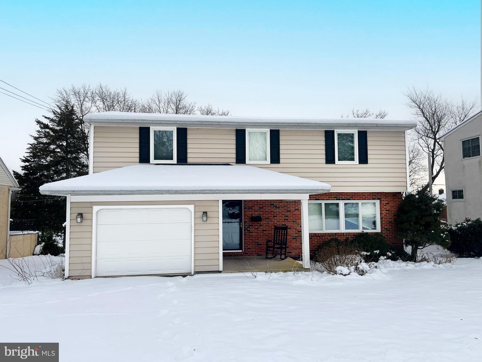 DOYLESTOWN BORO - Residential Lease