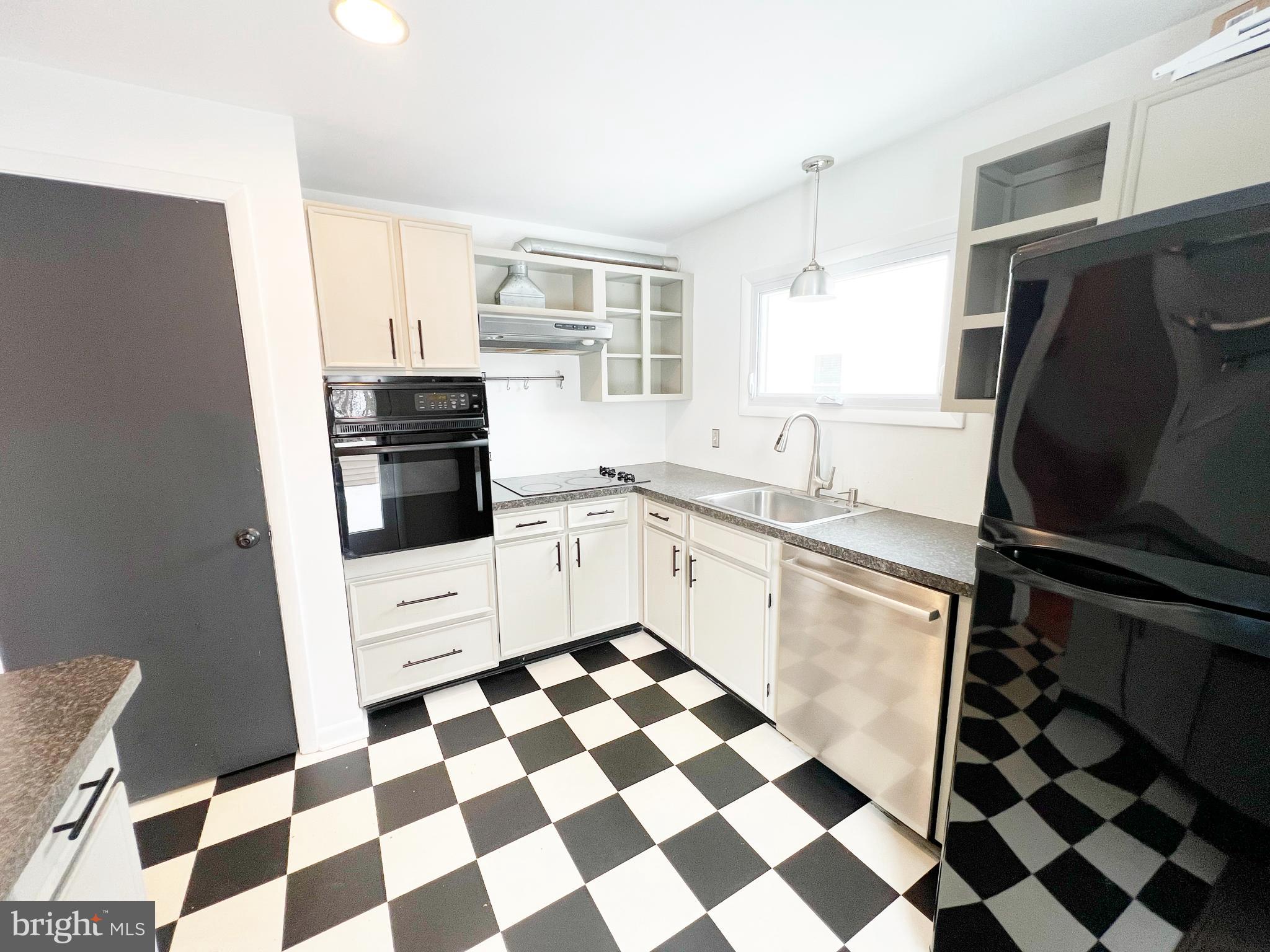 DOYLESTOWN BORO - Residential Lease