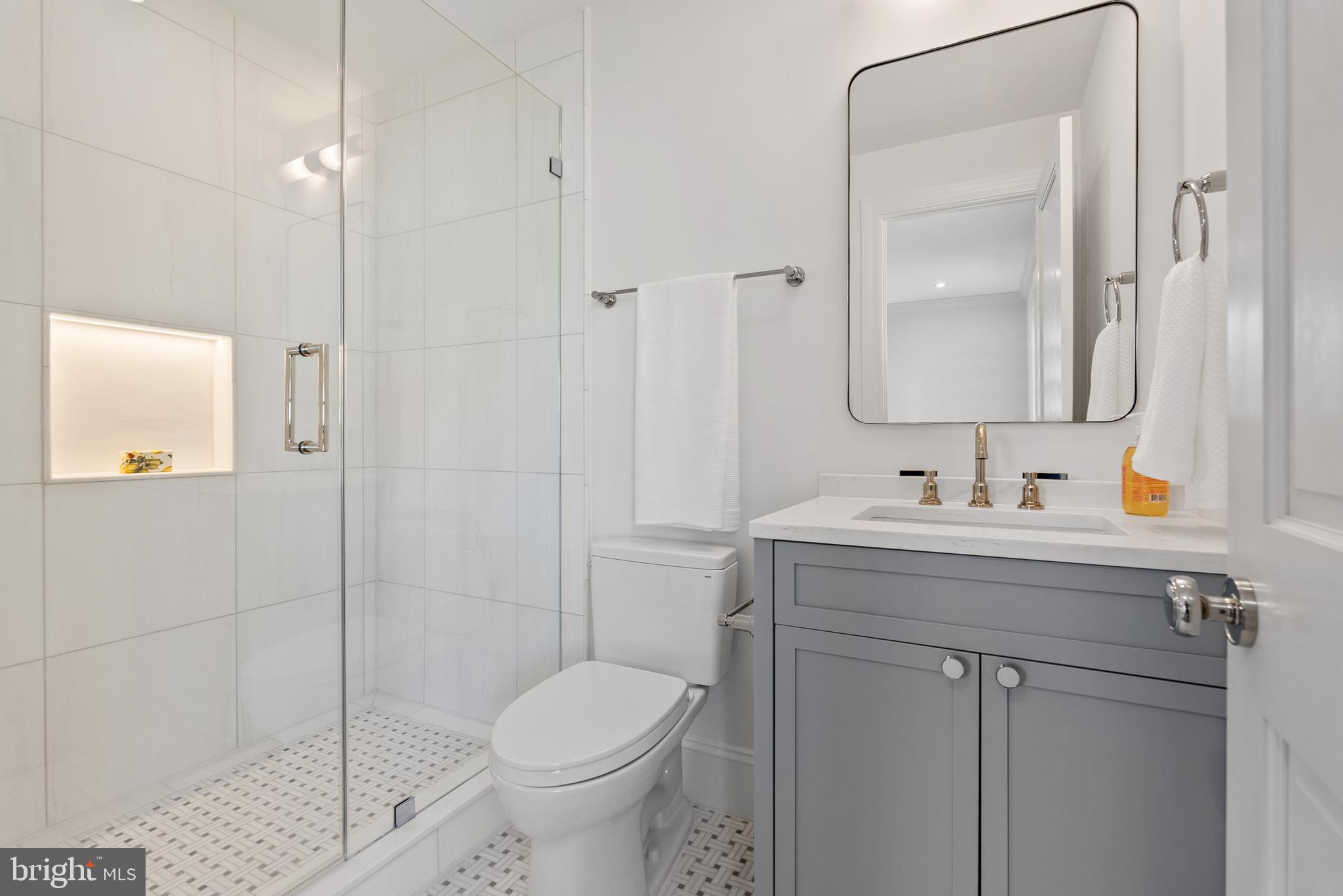 SPRING VALLEY - Residential