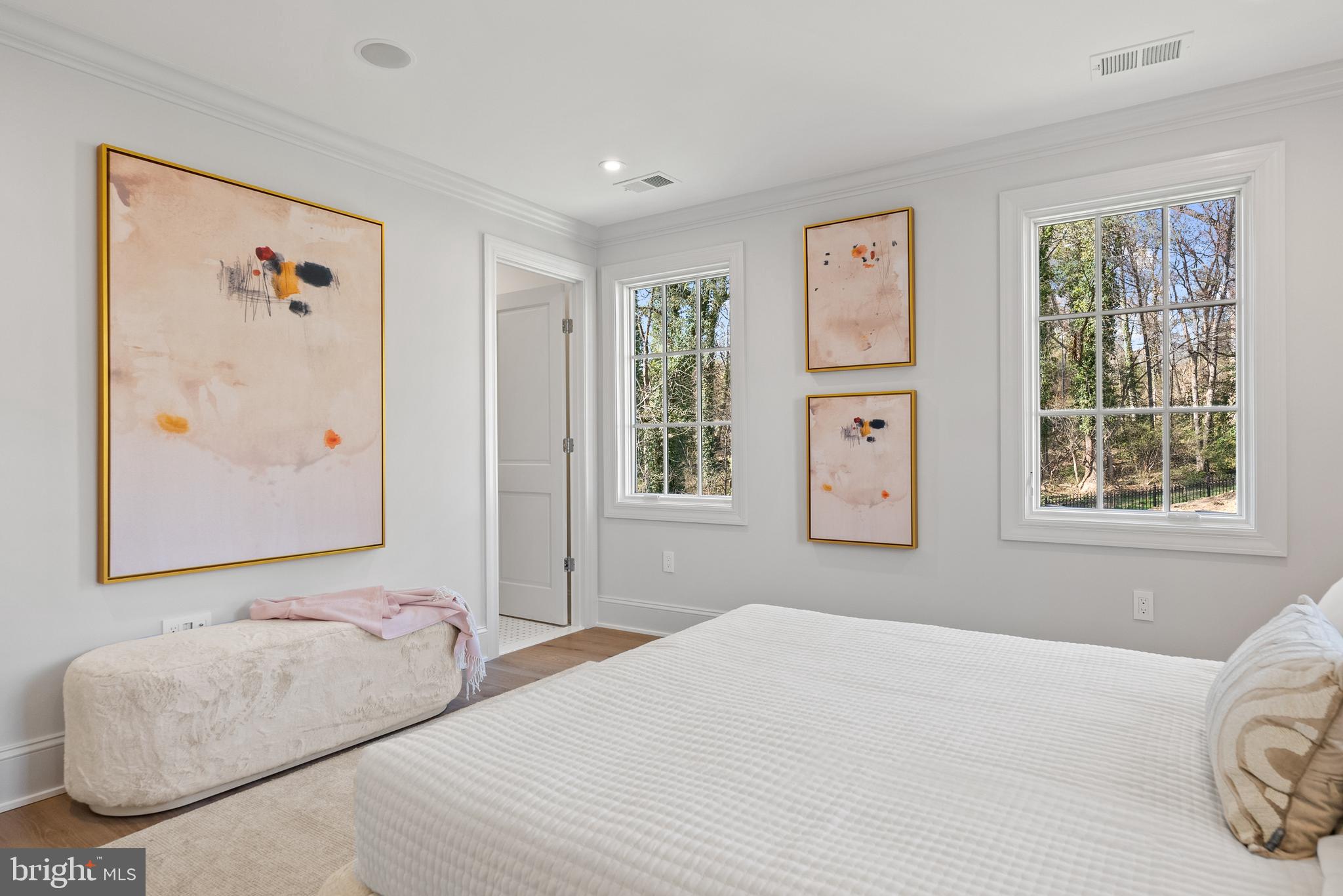 SPRING VALLEY - Residential