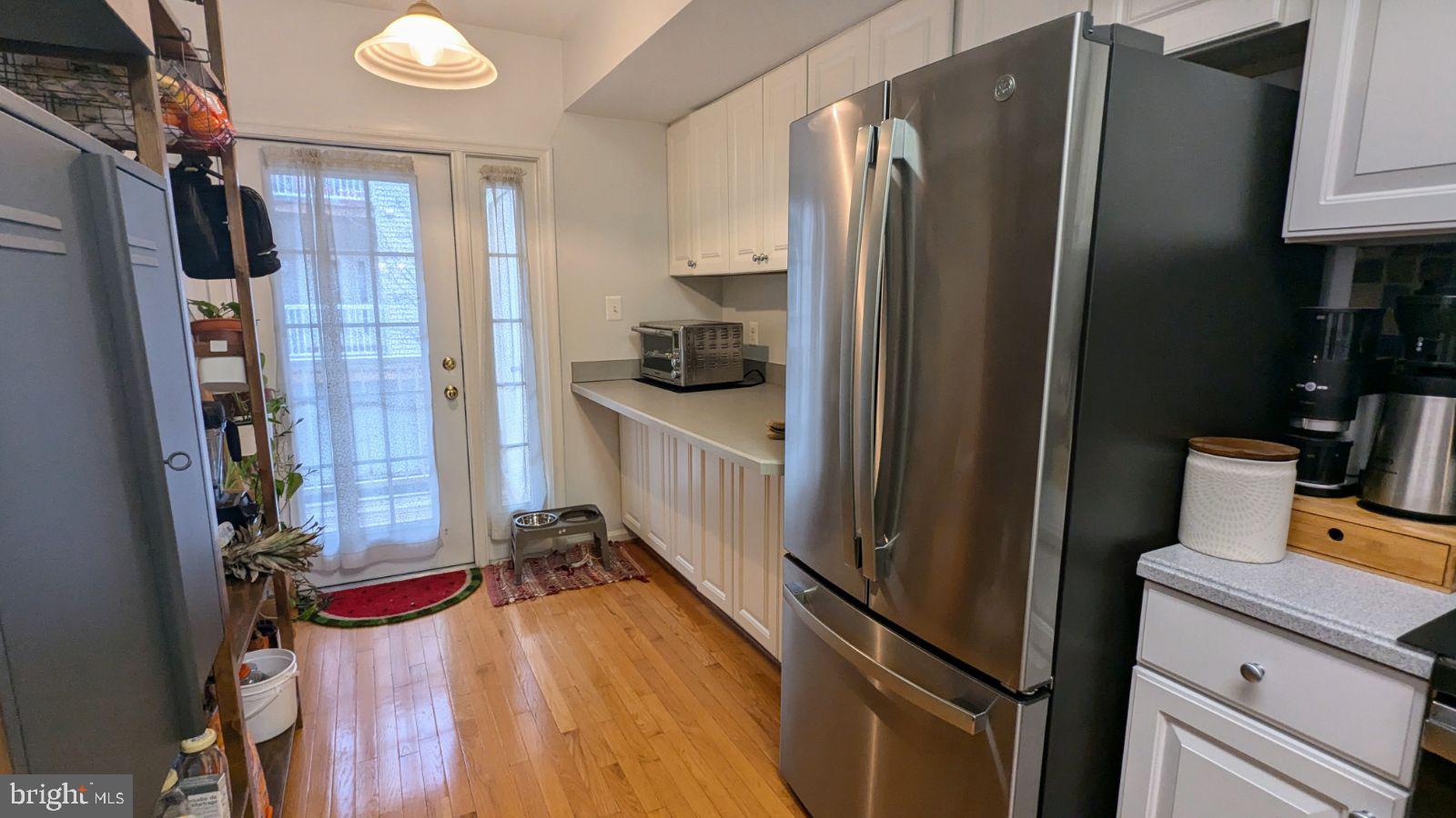 HEARTHSTONE VILLAGE - Residential Lease