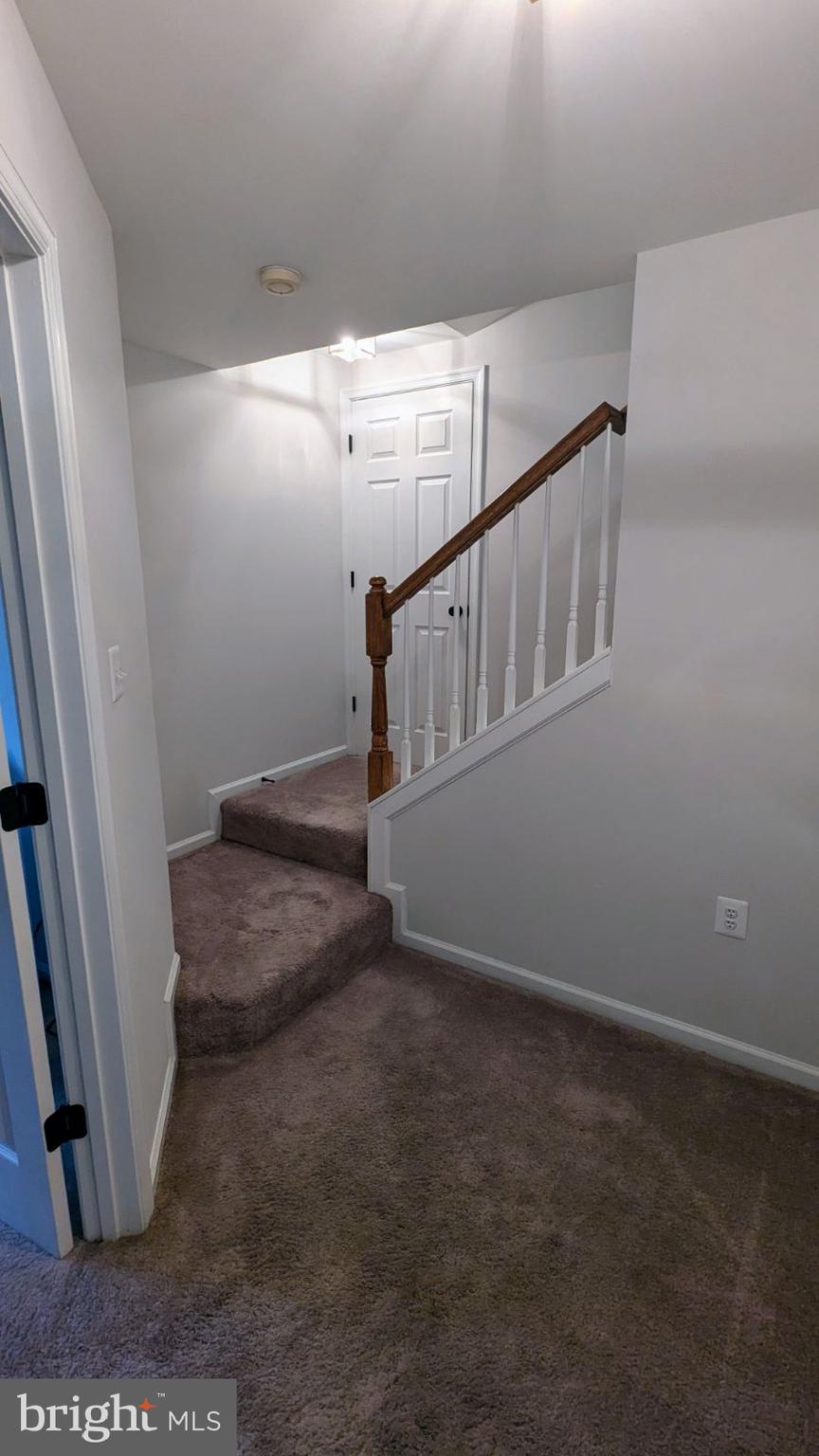 HEARTHSTONE VILLAGE - Residential Lease