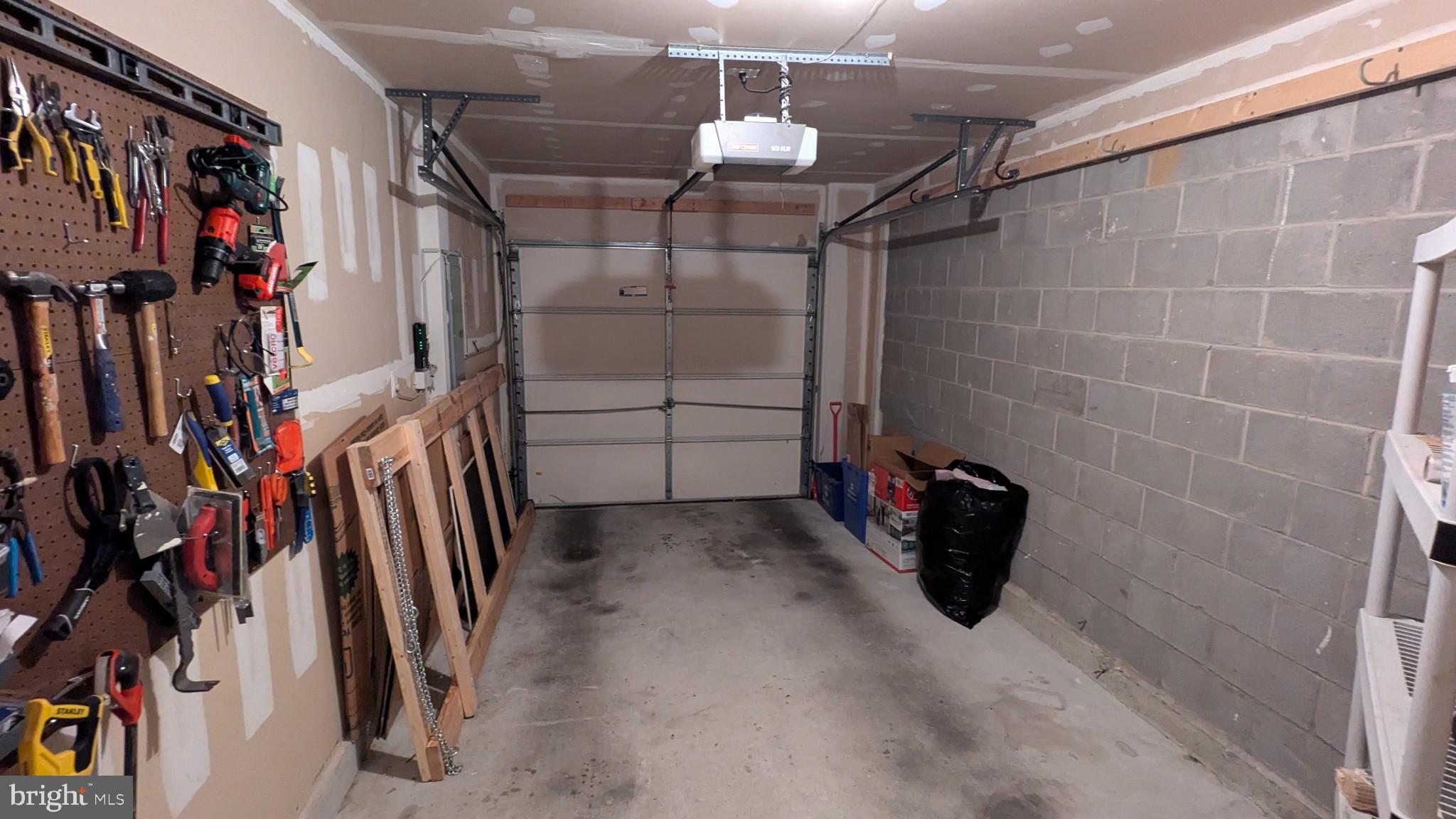 HEARTHSTONE VILLAGE - Residential Lease