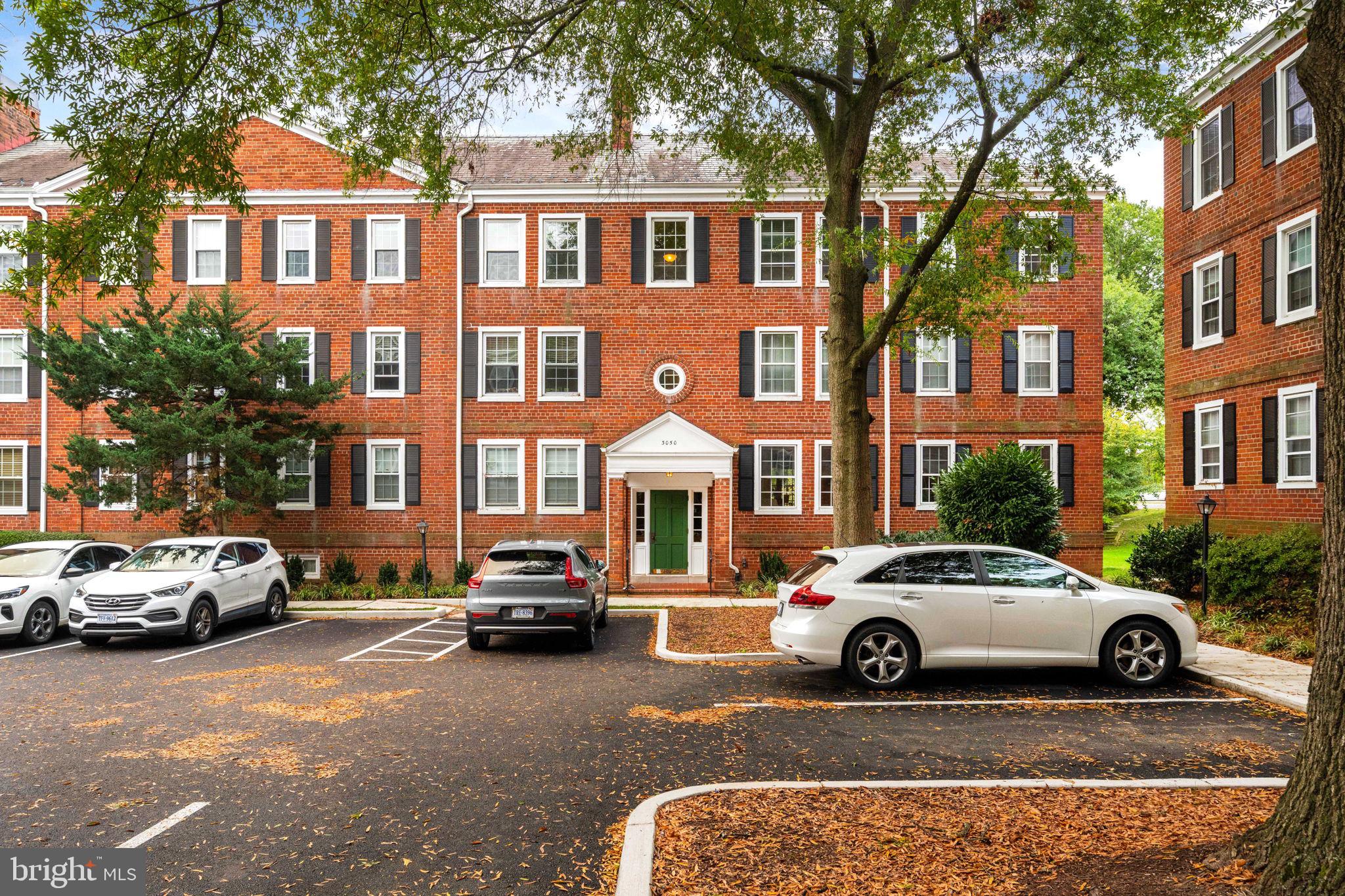 3050 S BUCHANAN STREET C1