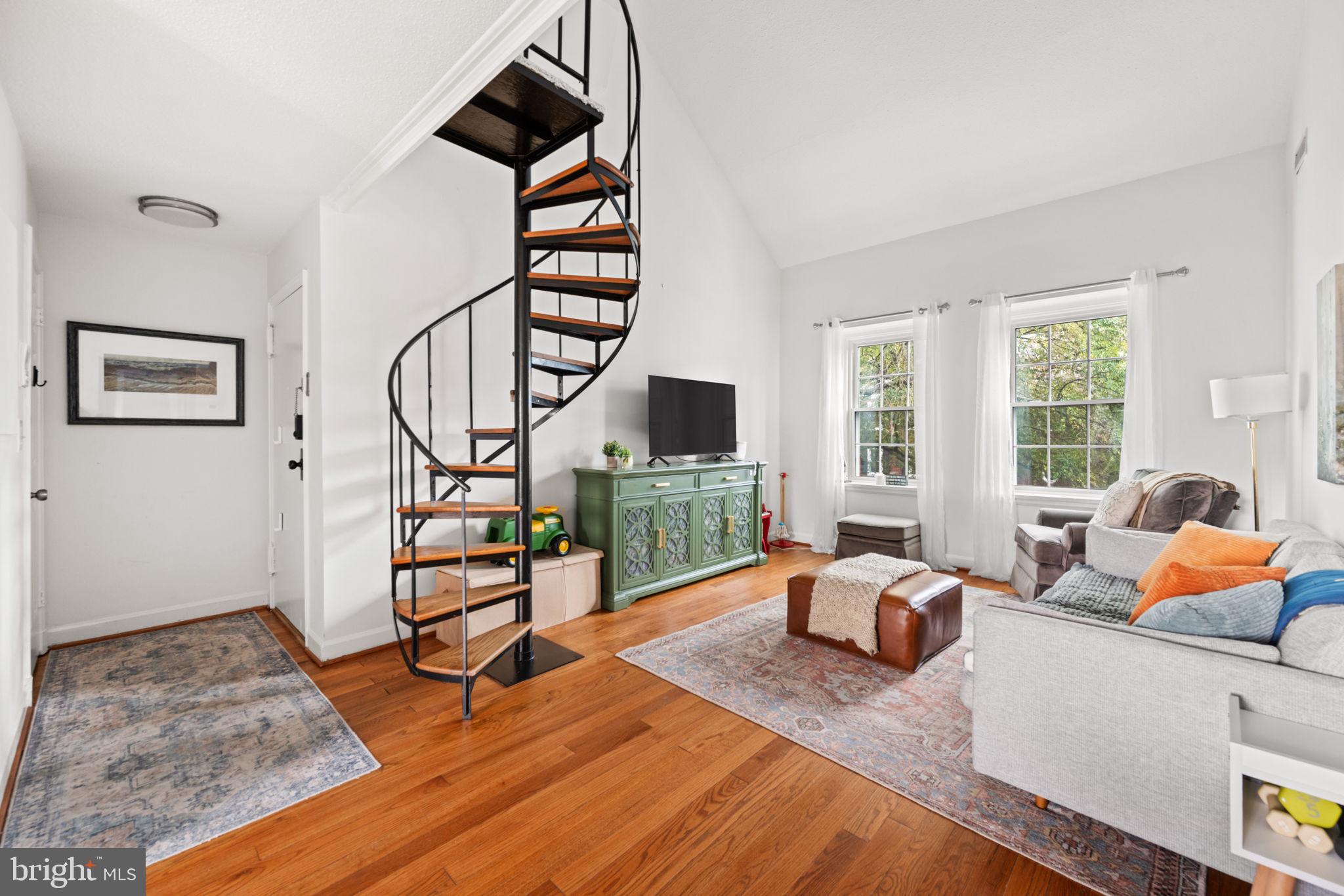 3050 S BUCHANAN STREET C1