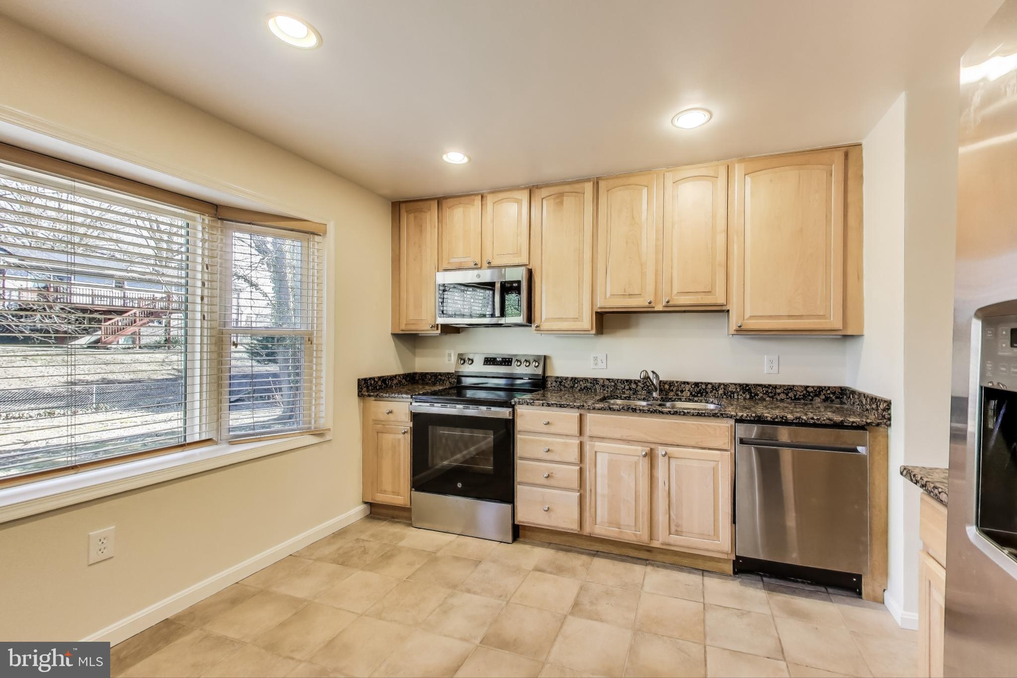 NORTH ROBLEE ACRES - Residential