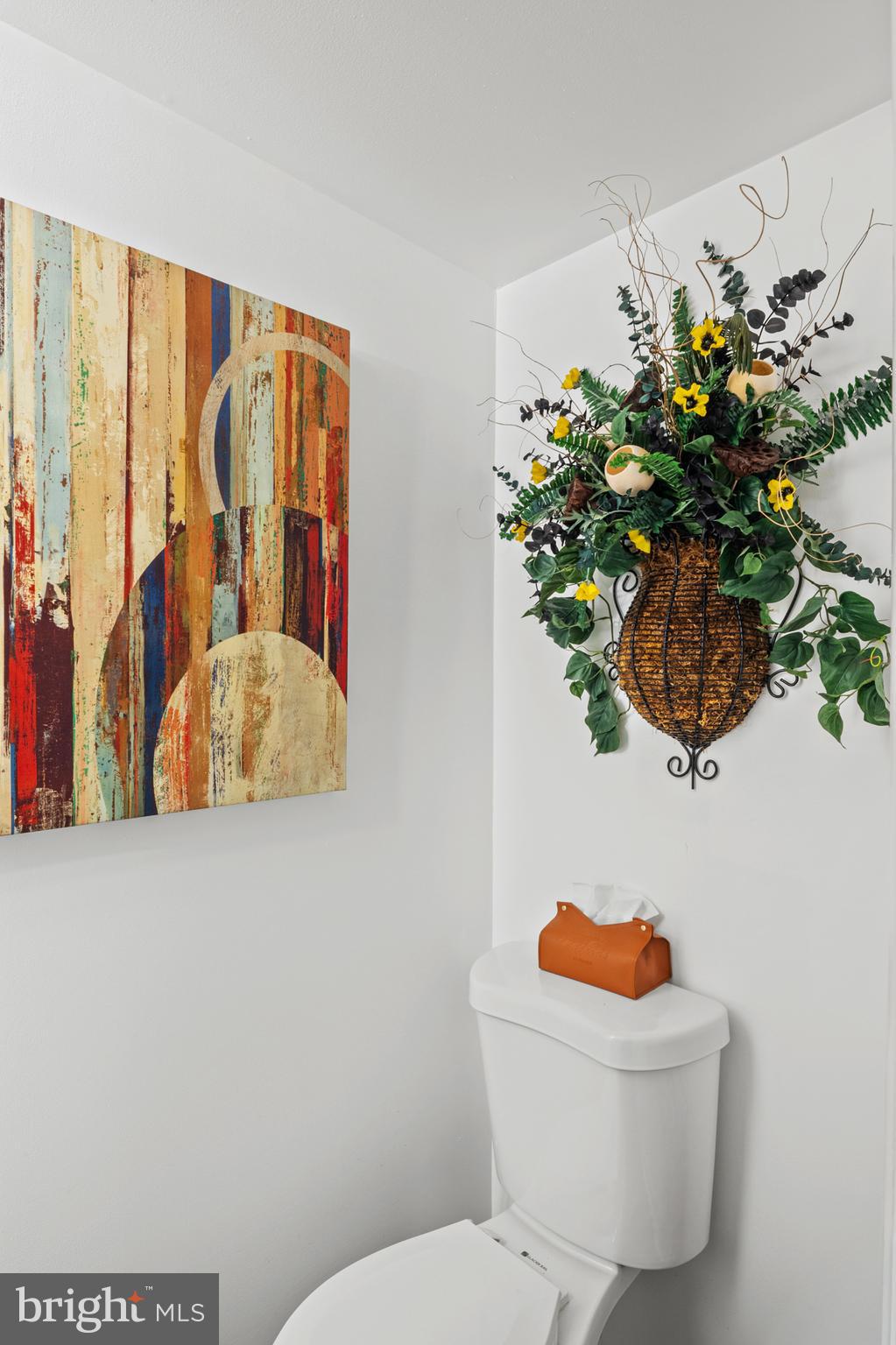 VILLAGE OF OAKLAND MILLS - Residential