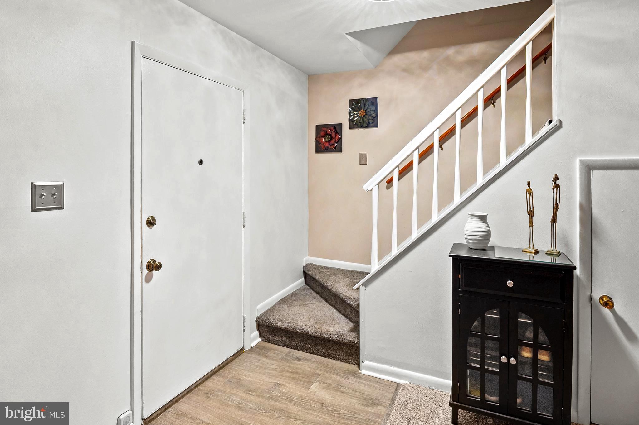 VILLAGE OF OAKLAND MILLS - Residential