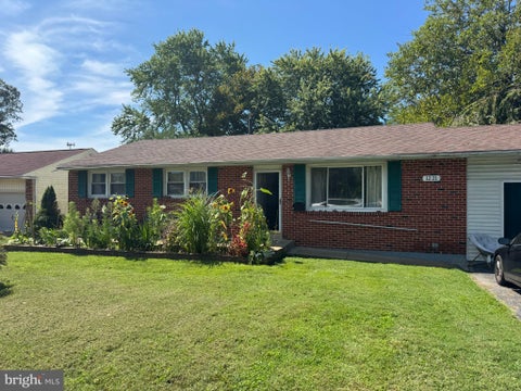 Homes For Sale - 1221 Stinsford Road<br/> NEWARK, DE 19713