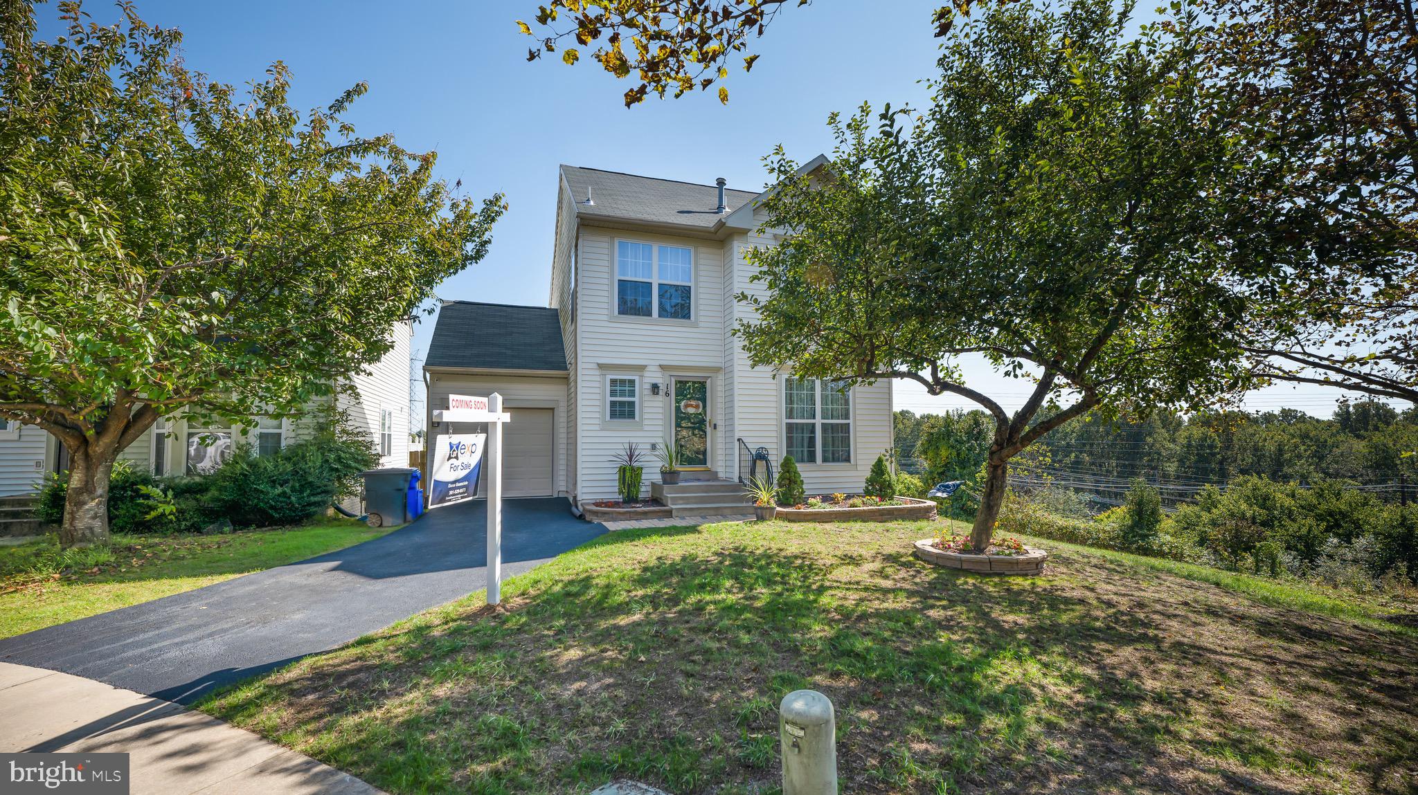 BROWNSTOWN ESTATES - Residential