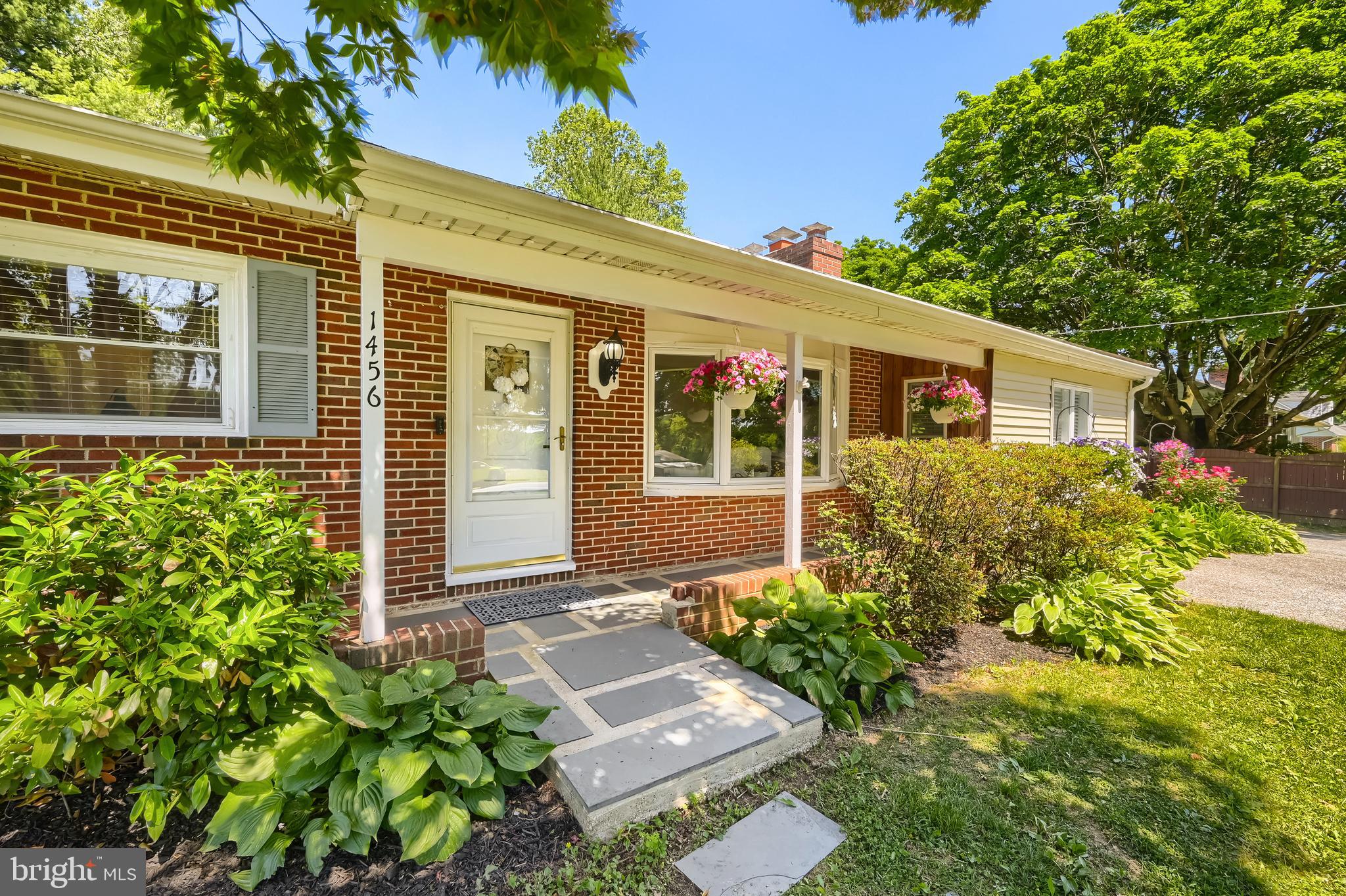 1456 DEER PARK ROAD