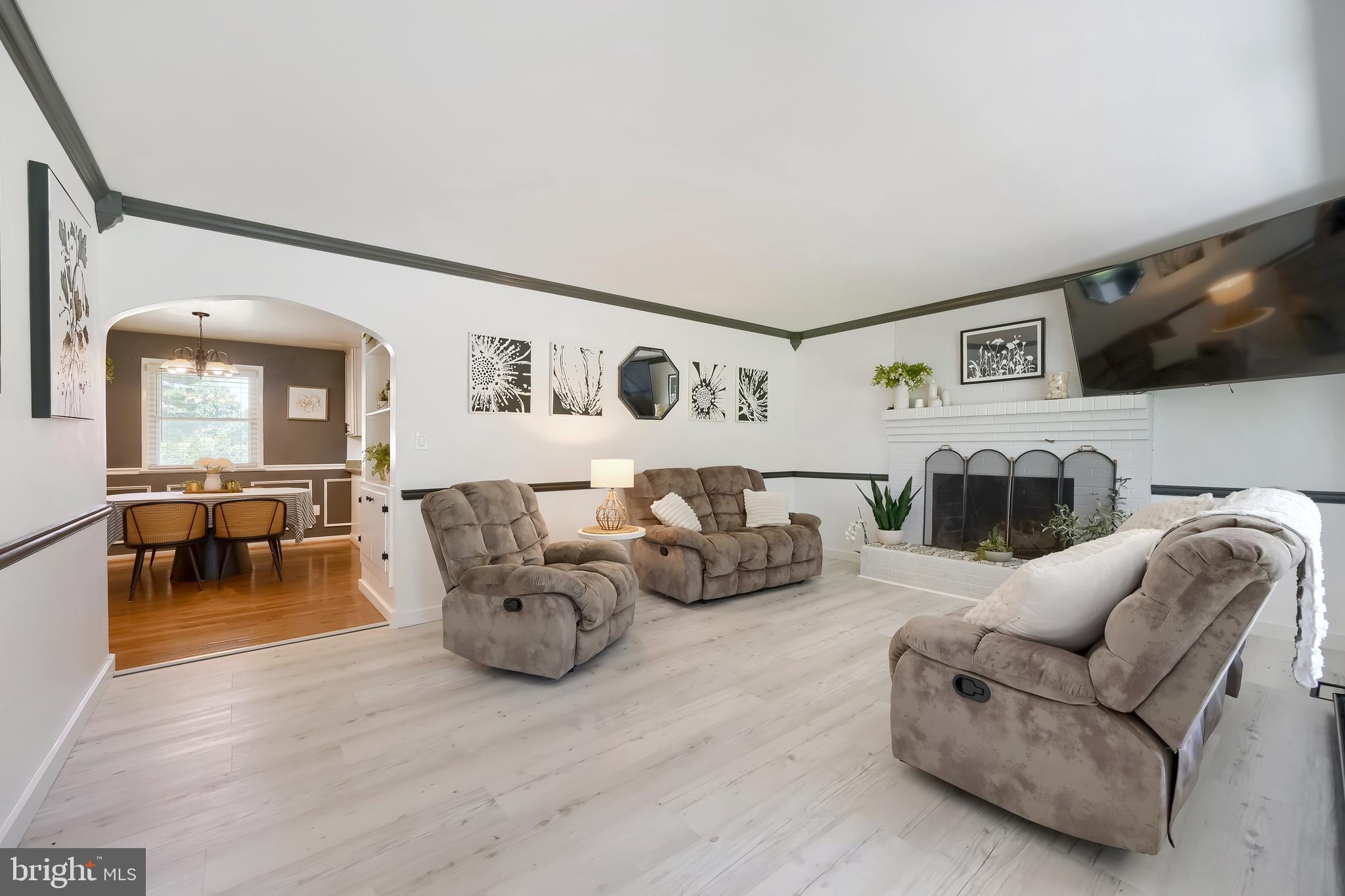 1456 DEER PARK ROAD