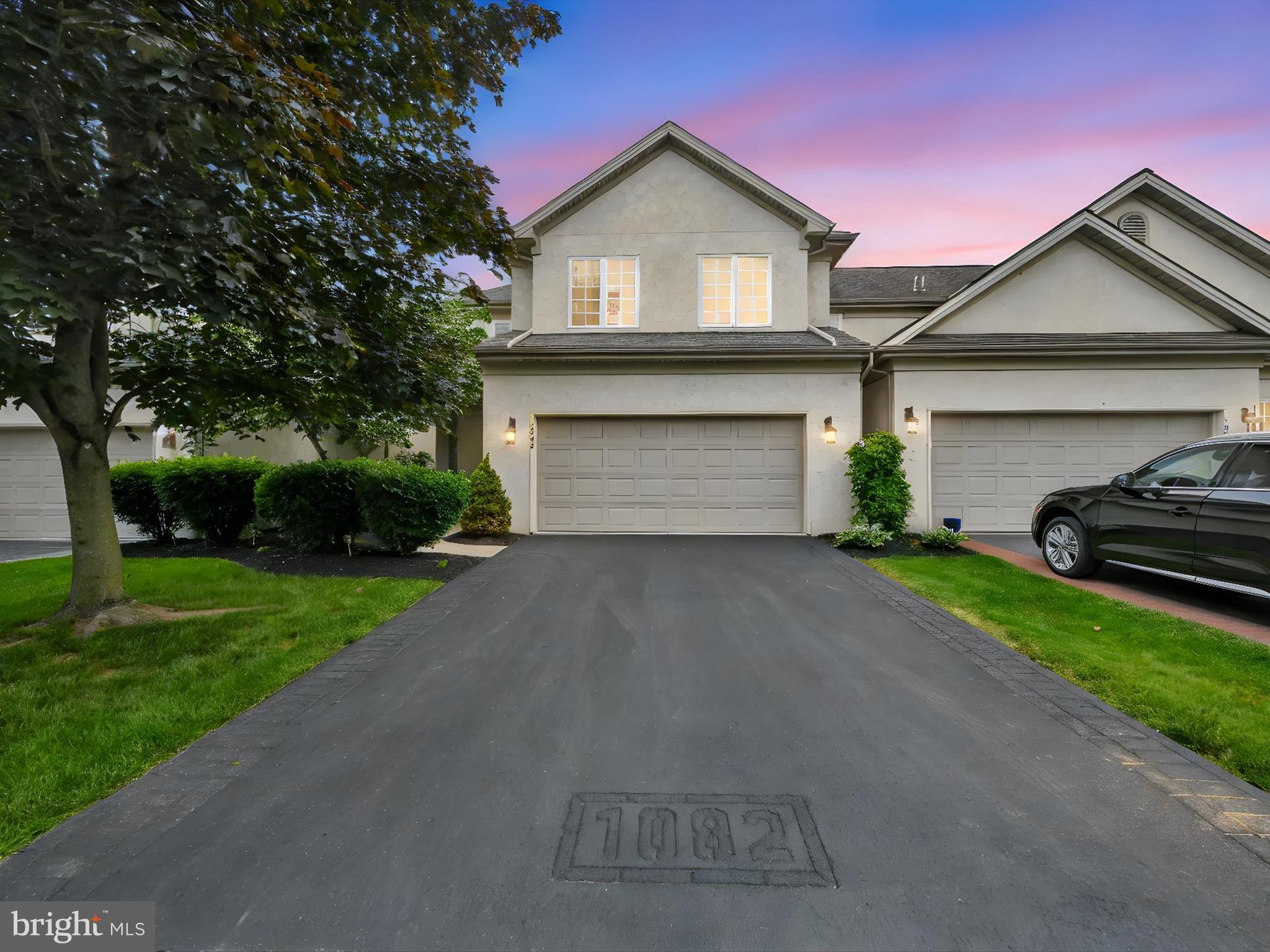 1082 STILLWOOD CIRCLE