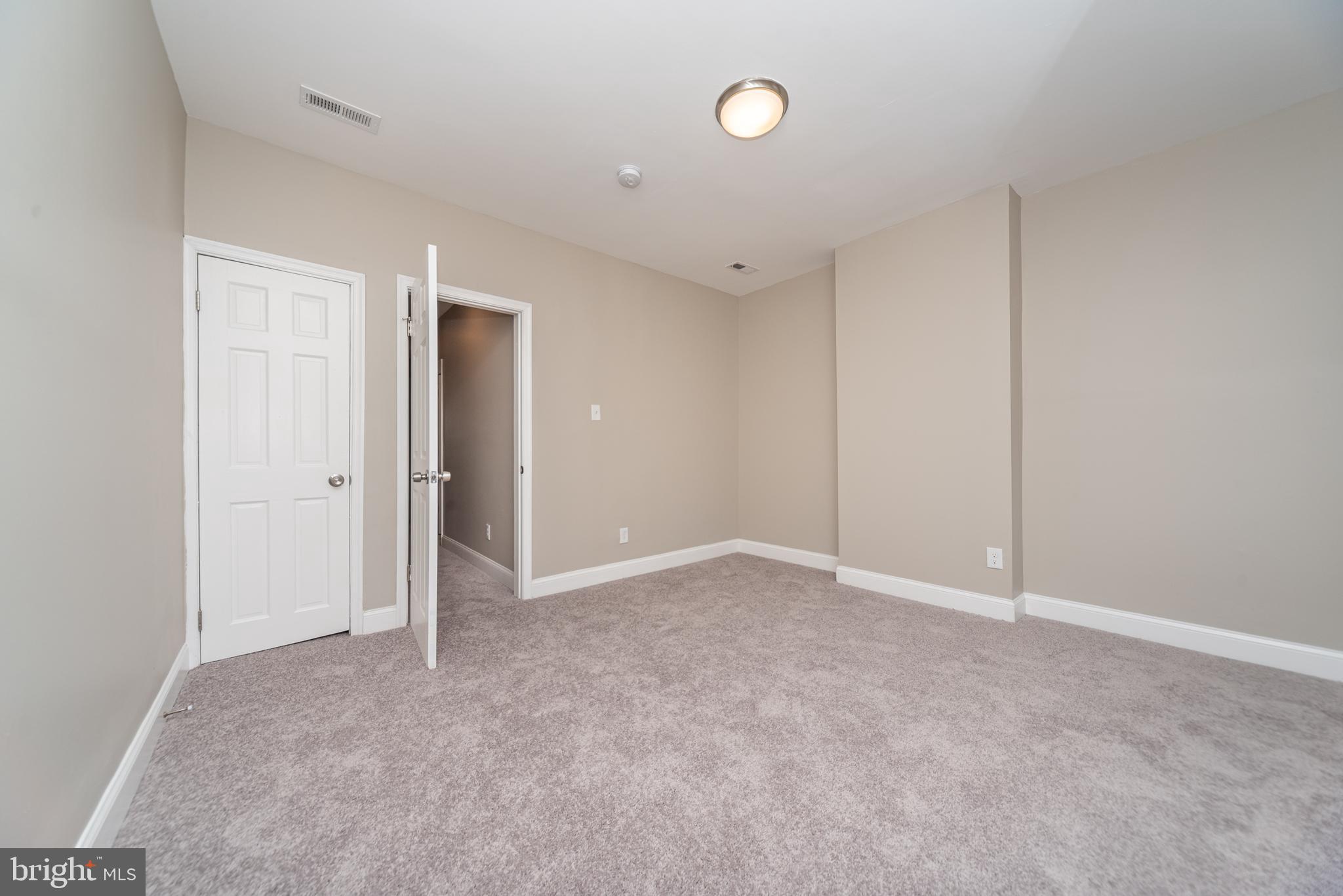 WASHINGTON VILLAGE - Residential