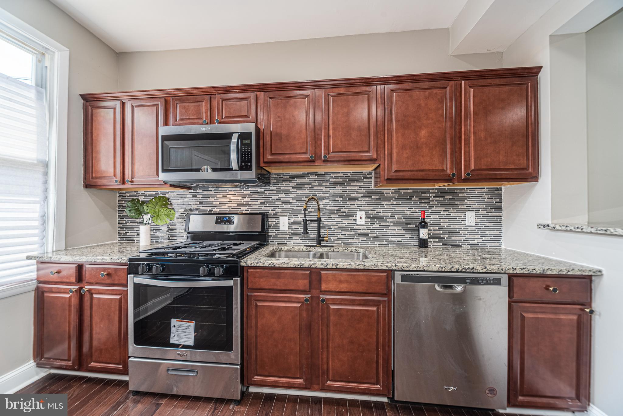 WASHINGTON VILLAGE - Residential