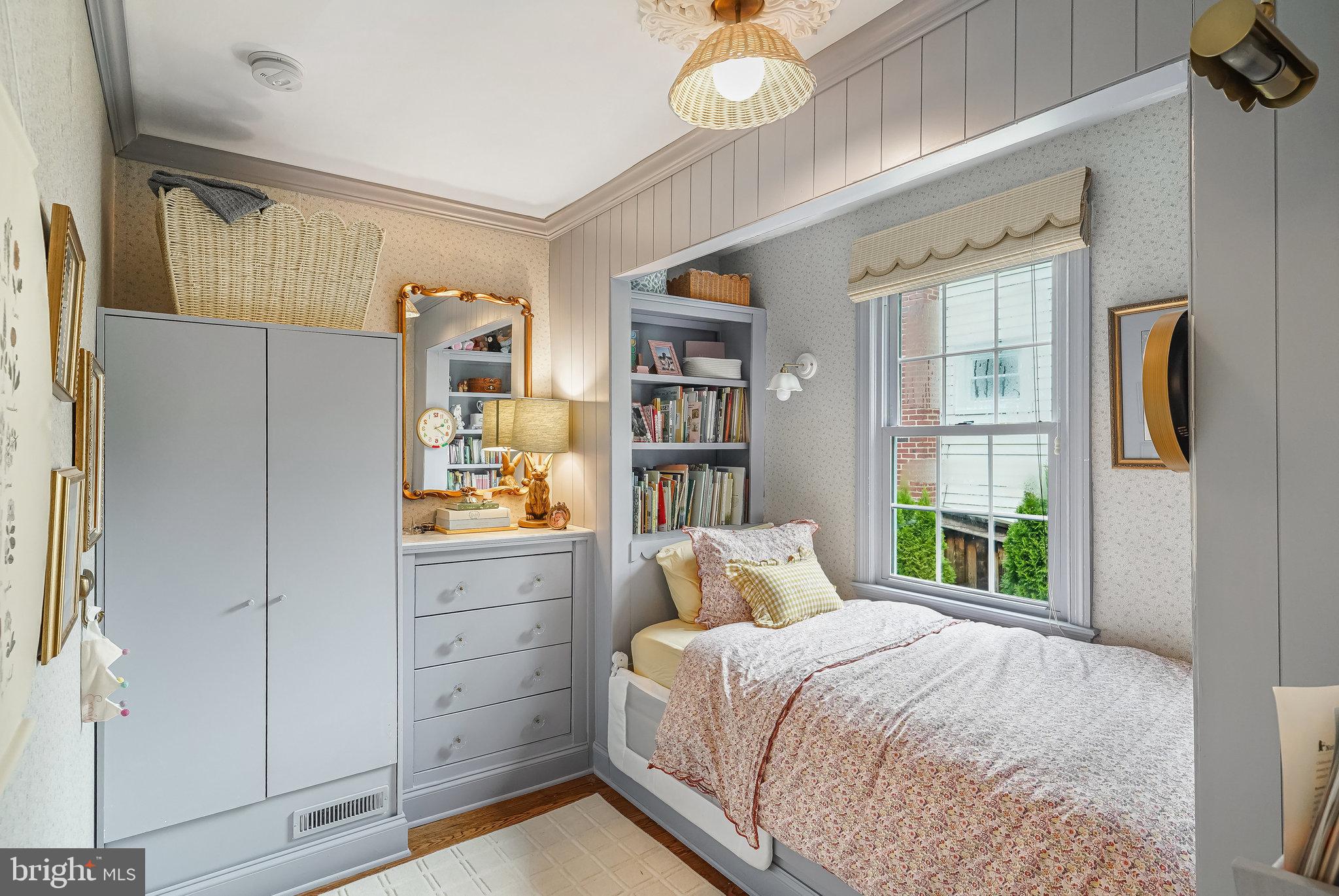 HILLWOOD - Residential