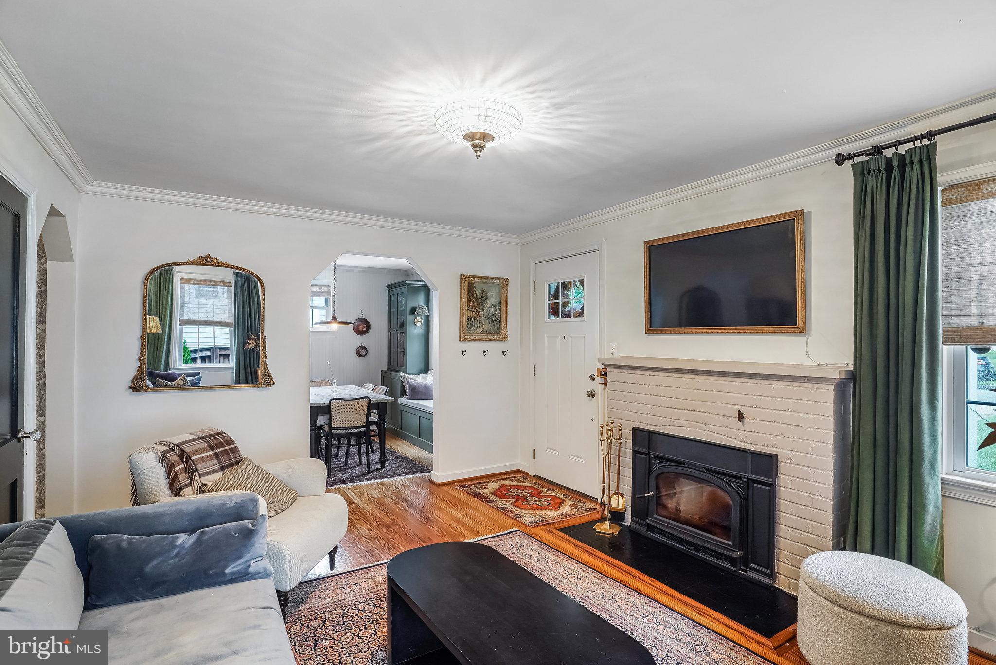 HILLWOOD - Residential