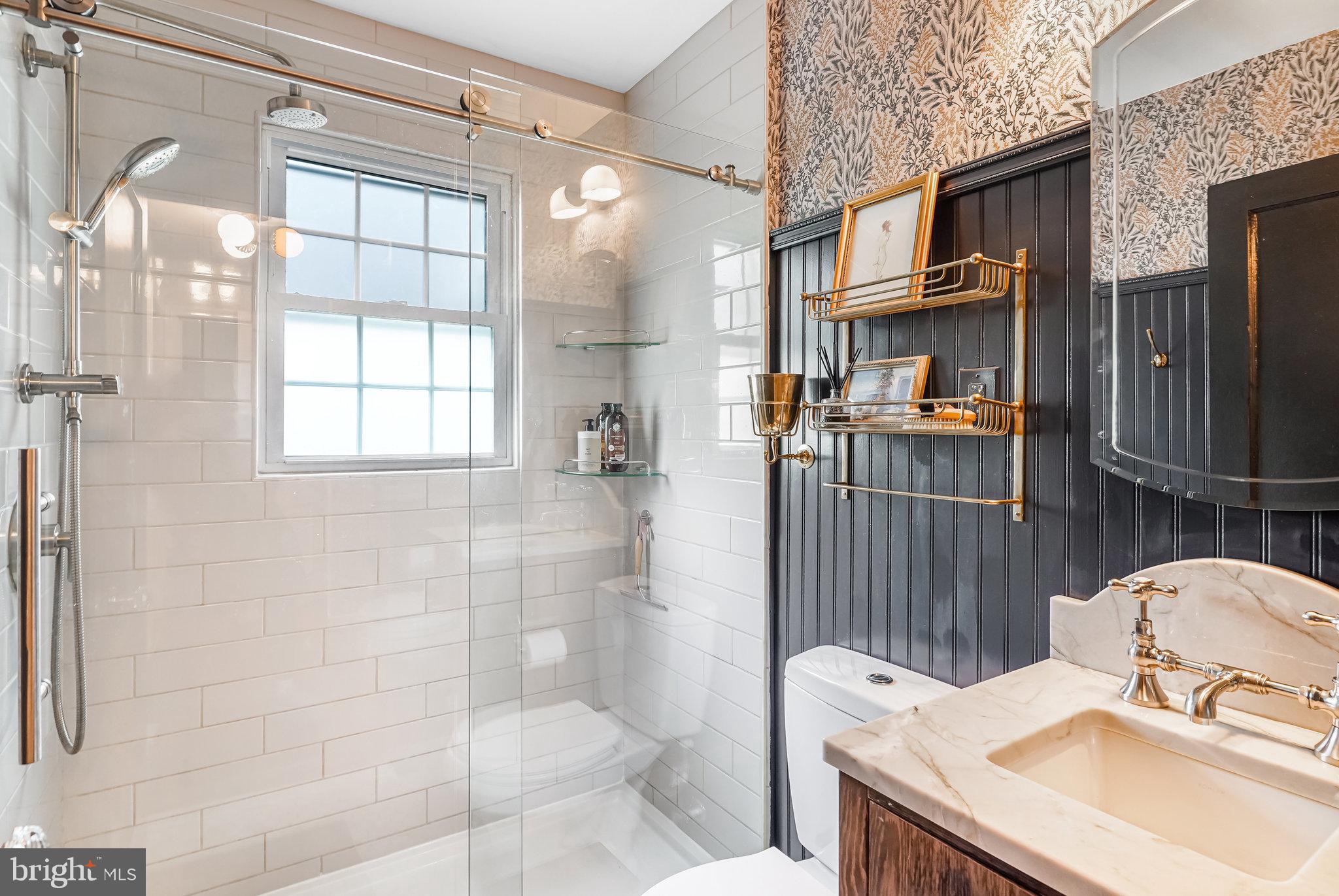 HILLWOOD - Residential