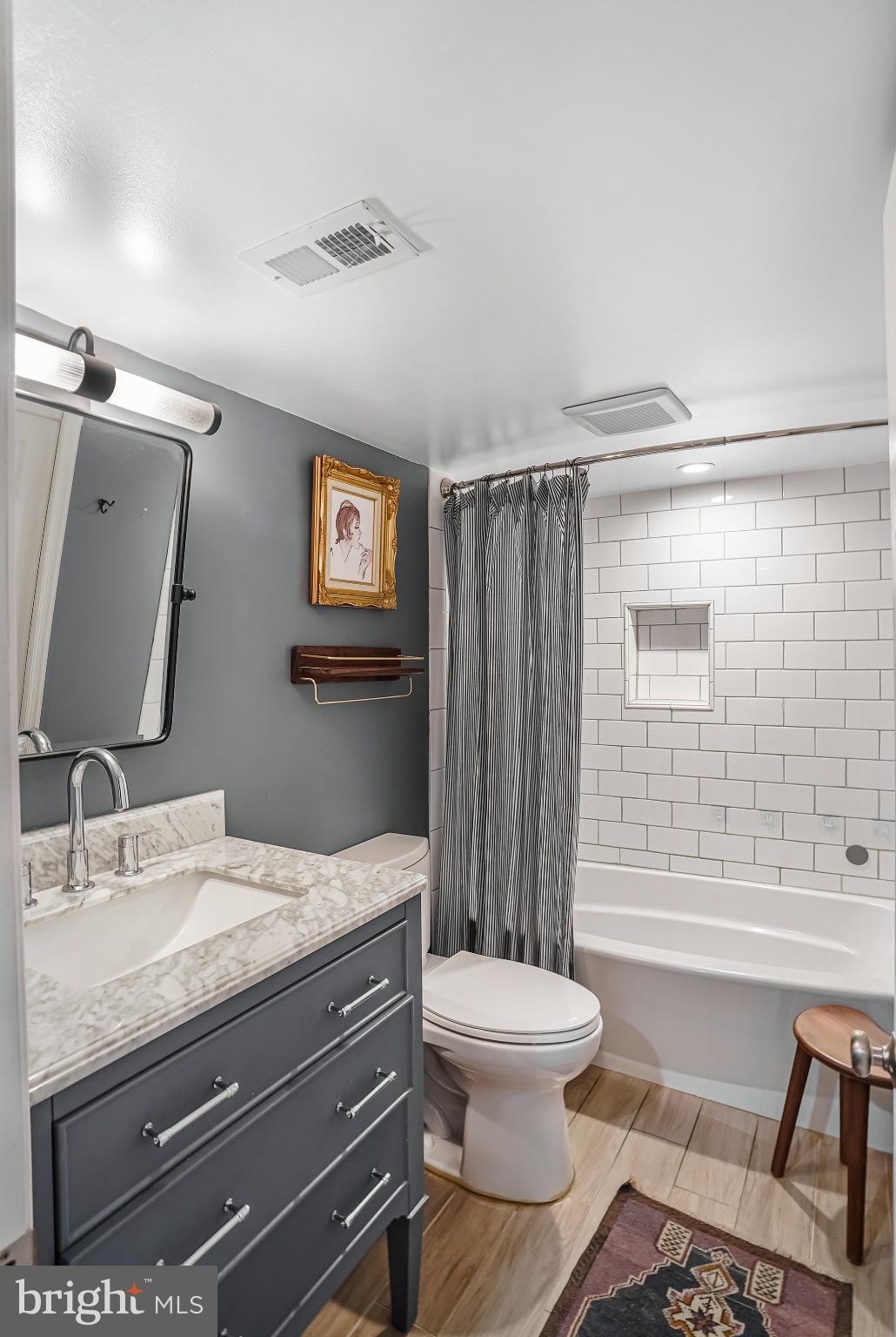 HILLWOOD - Residential