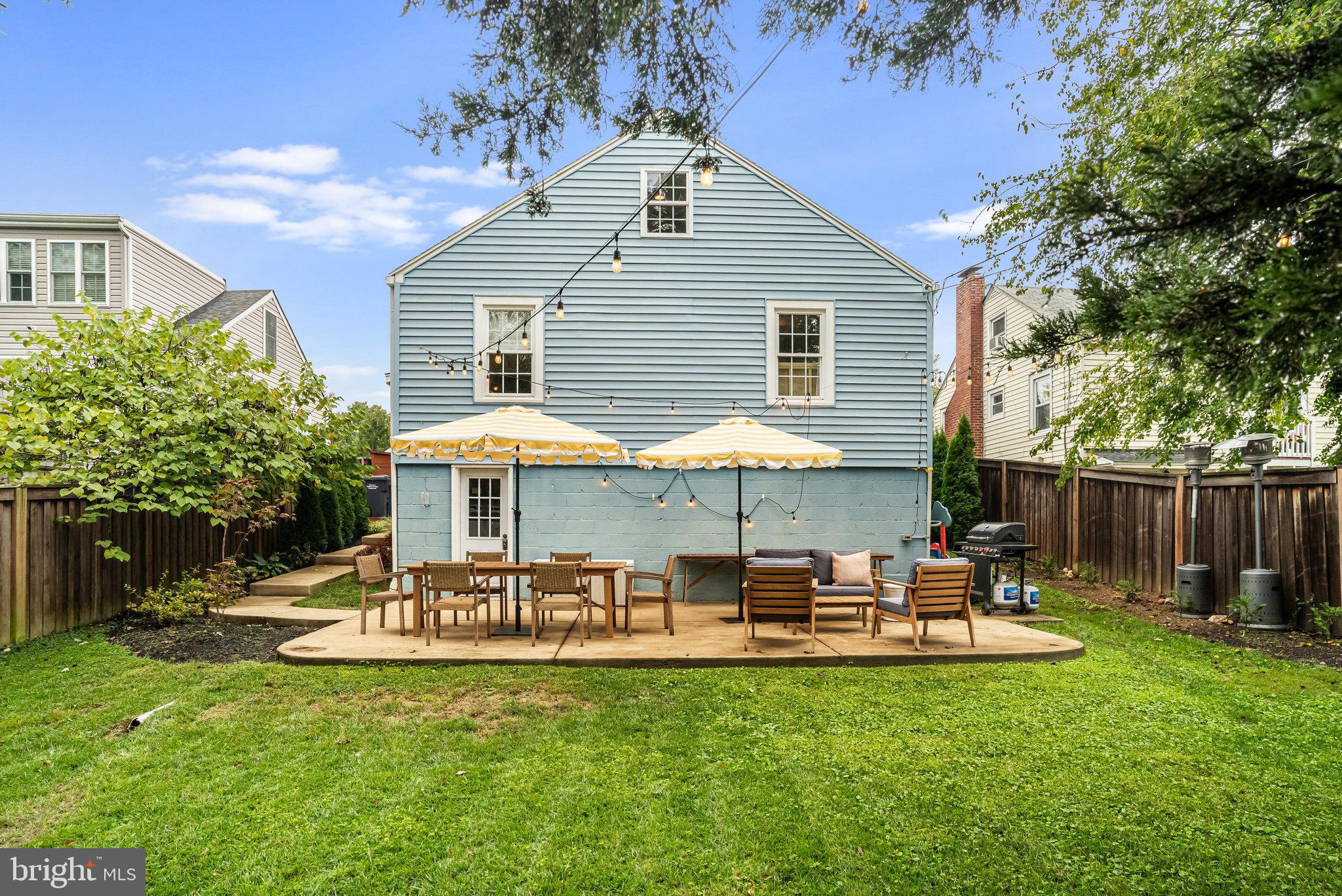 HILLWOOD - Residential