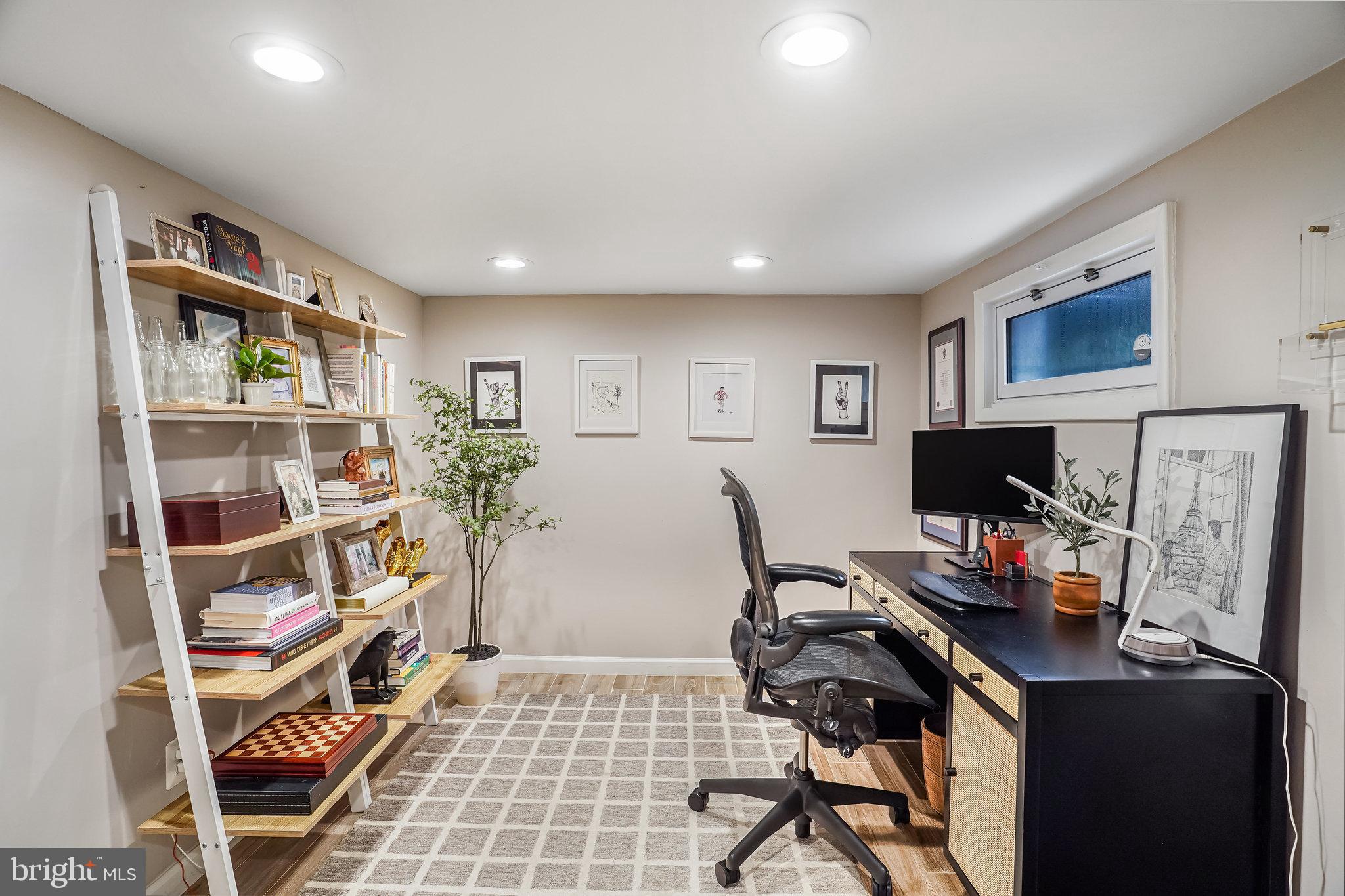 HILLWOOD - Residential