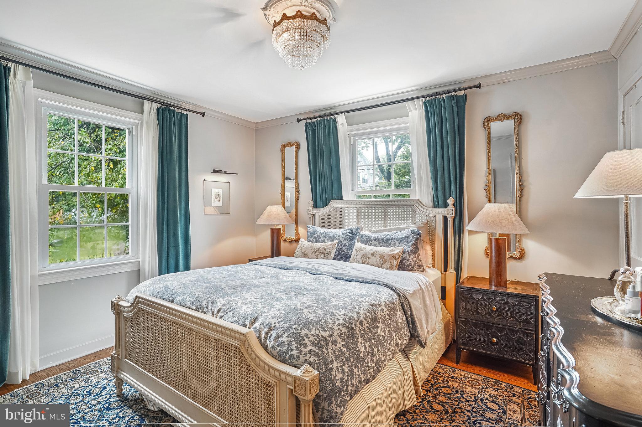 HILLWOOD - Residential