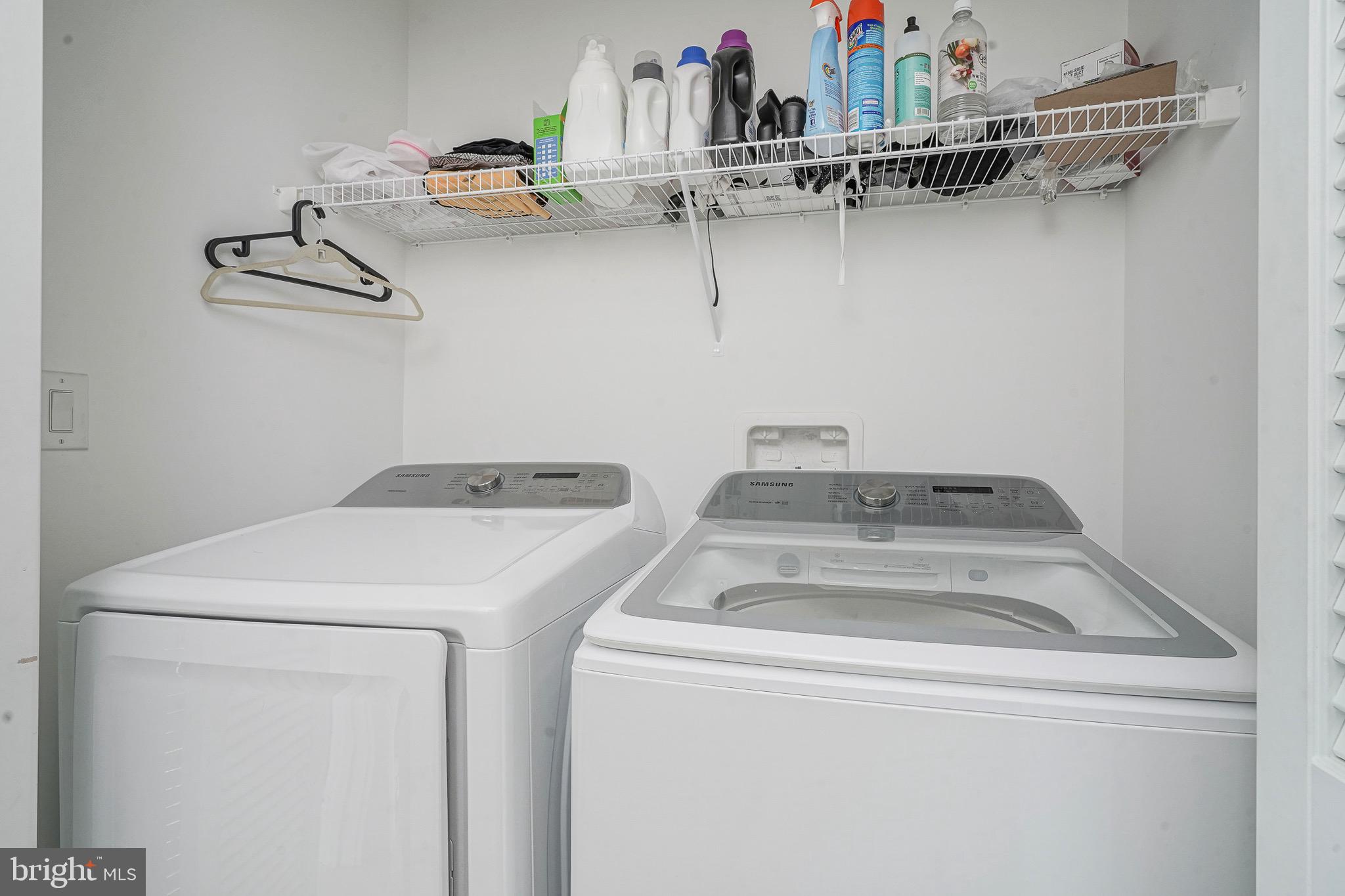 EAST KENSINGTON - Residential