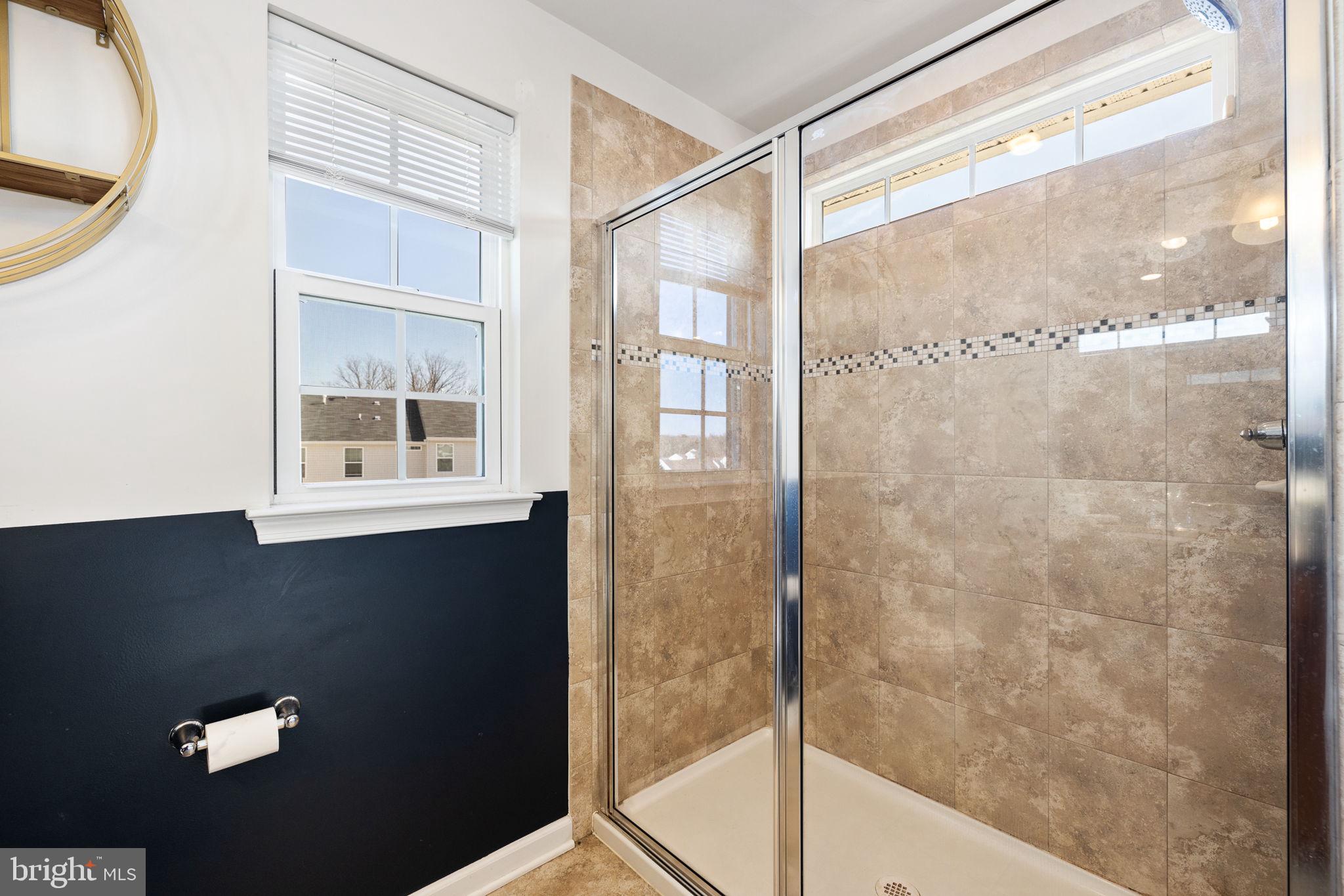 GOVERNORS ROW - Residential